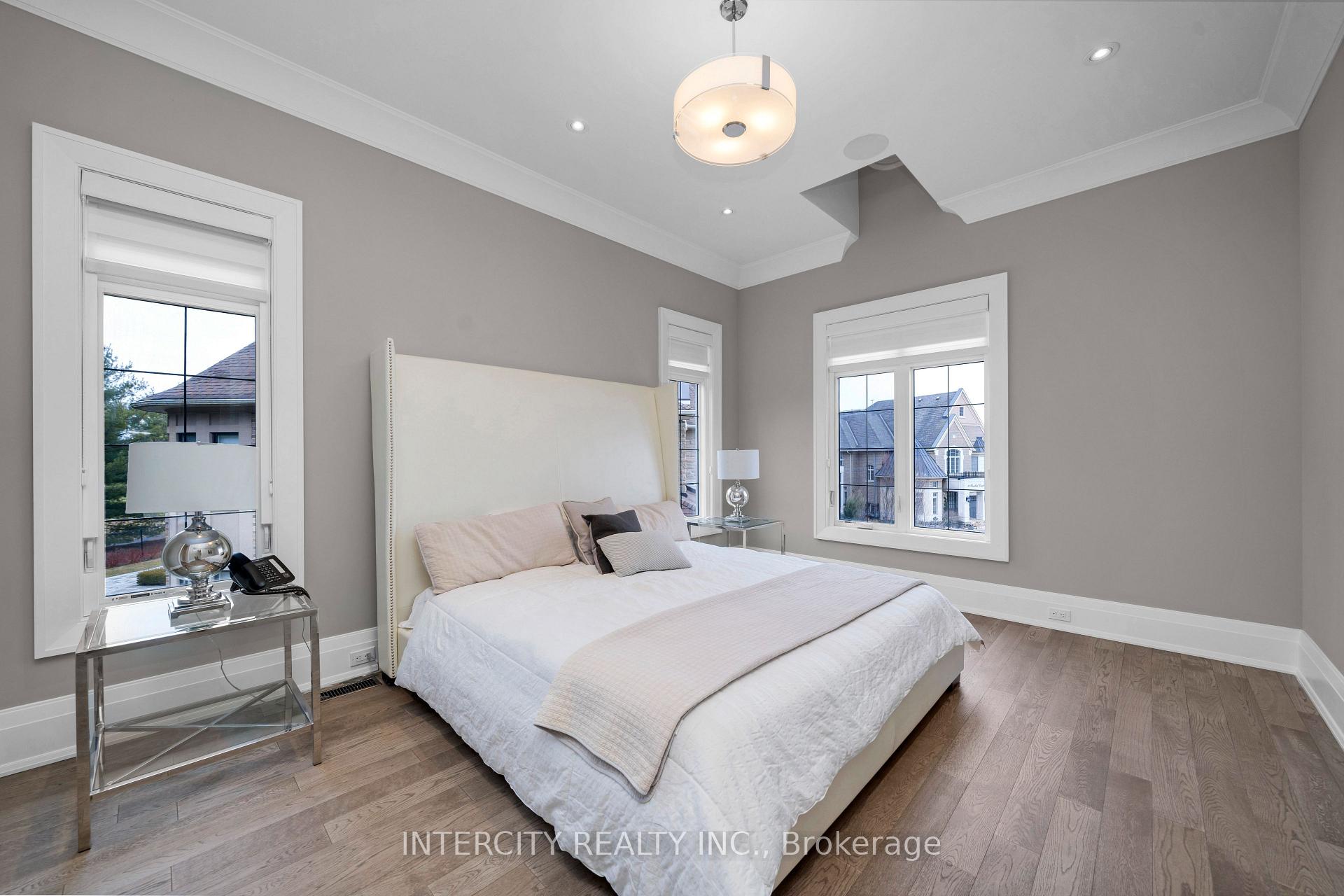 Photo 27 of 34 Rosebud Court, Vaughan, Kleinburg — HOMEH