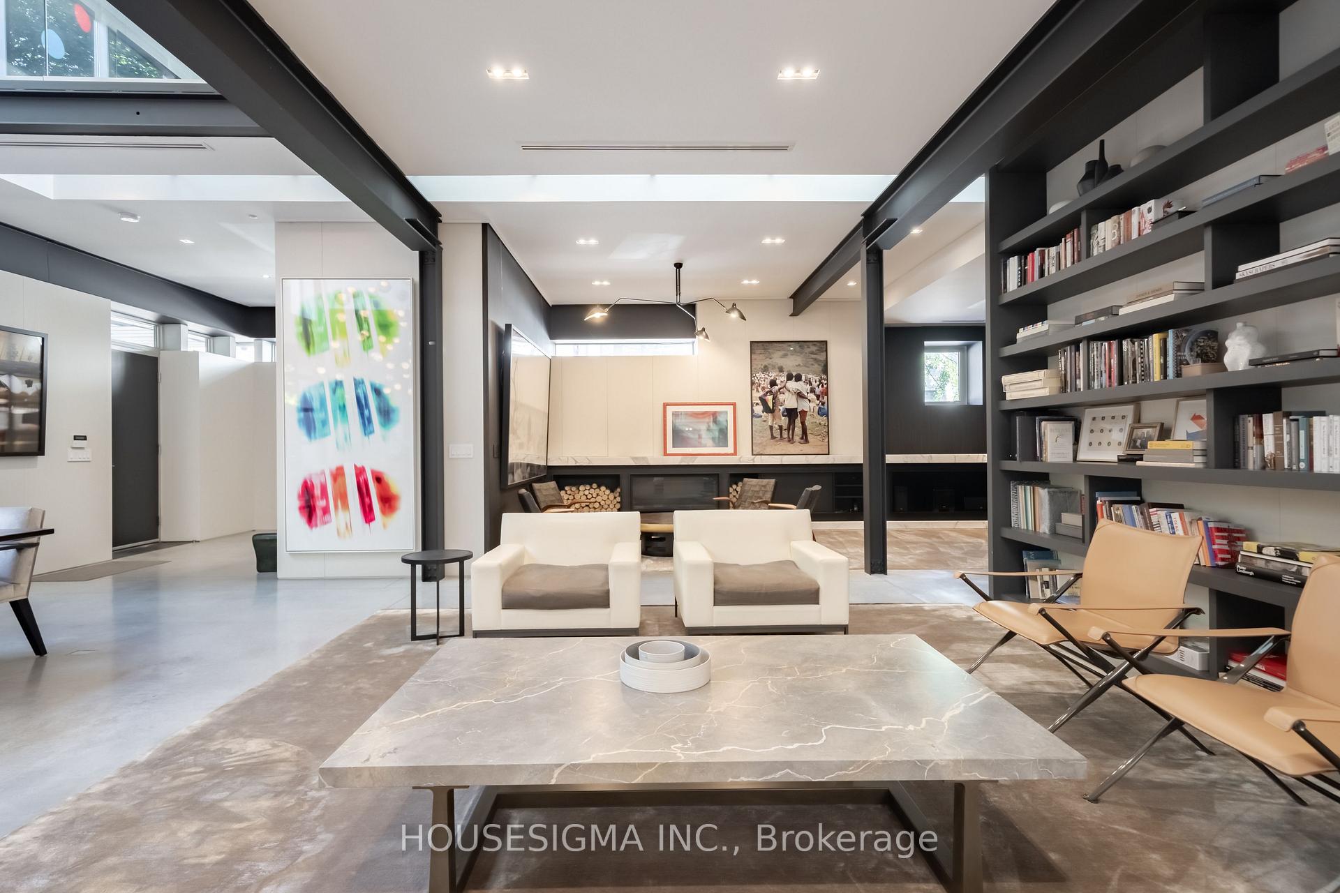 Photo 4 of 11 Bishop Street, Toronto, The Annex — HOMEH