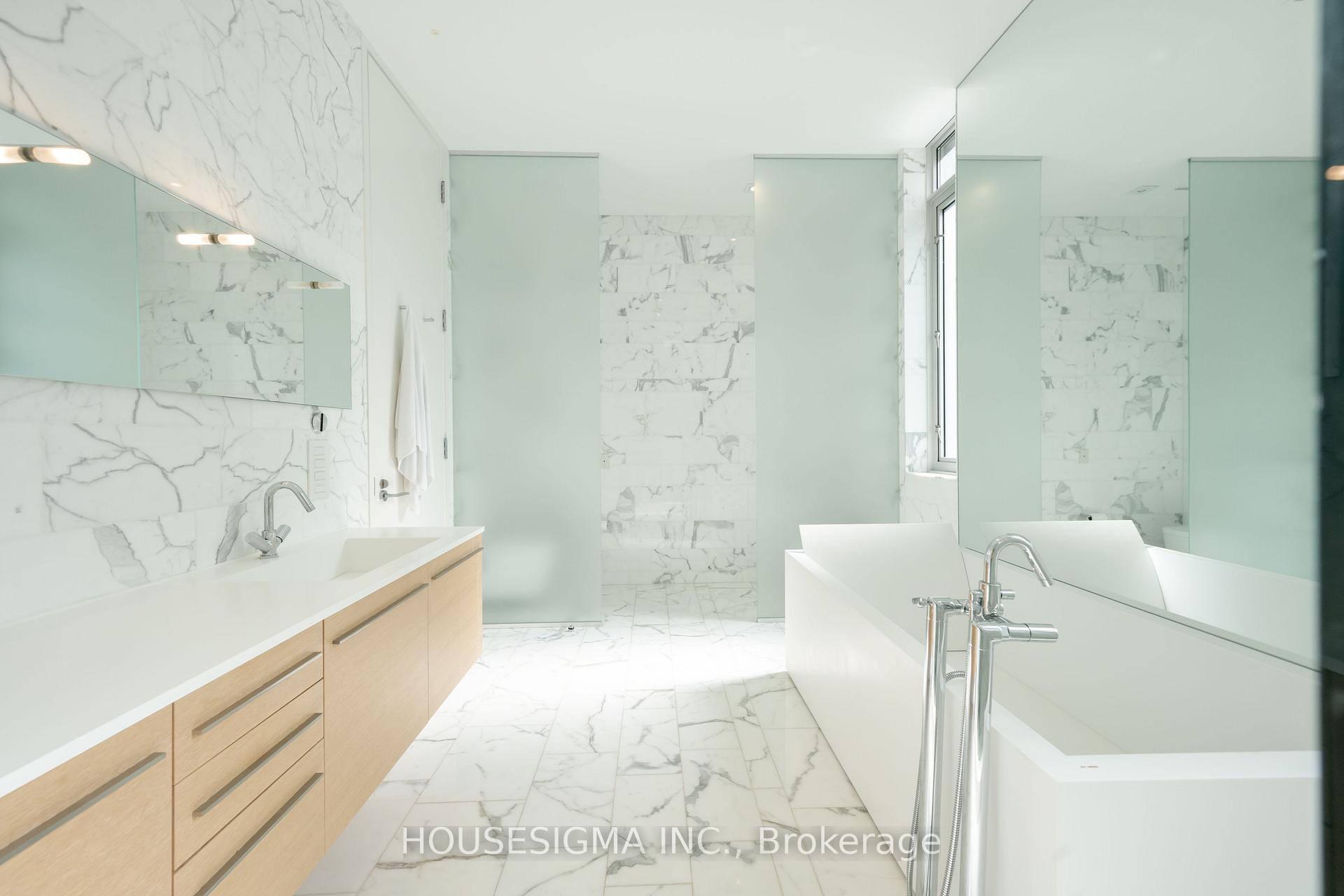 Photo 20 of 11 Bishop Street, Toronto, The Annex — HOMEH