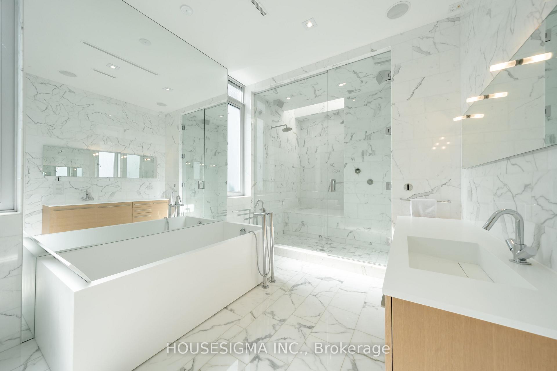 Photo 21 of 11 Bishop Street, Toronto, The Annex — HOMEH