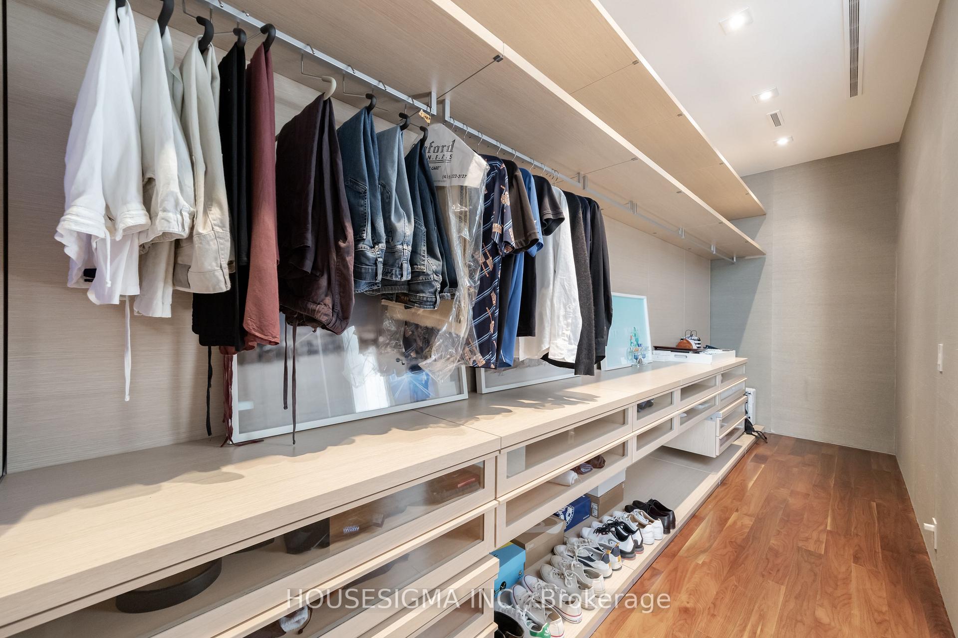 Photo 22 of 11 Bishop Street, Toronto, The Annex — HOMEH