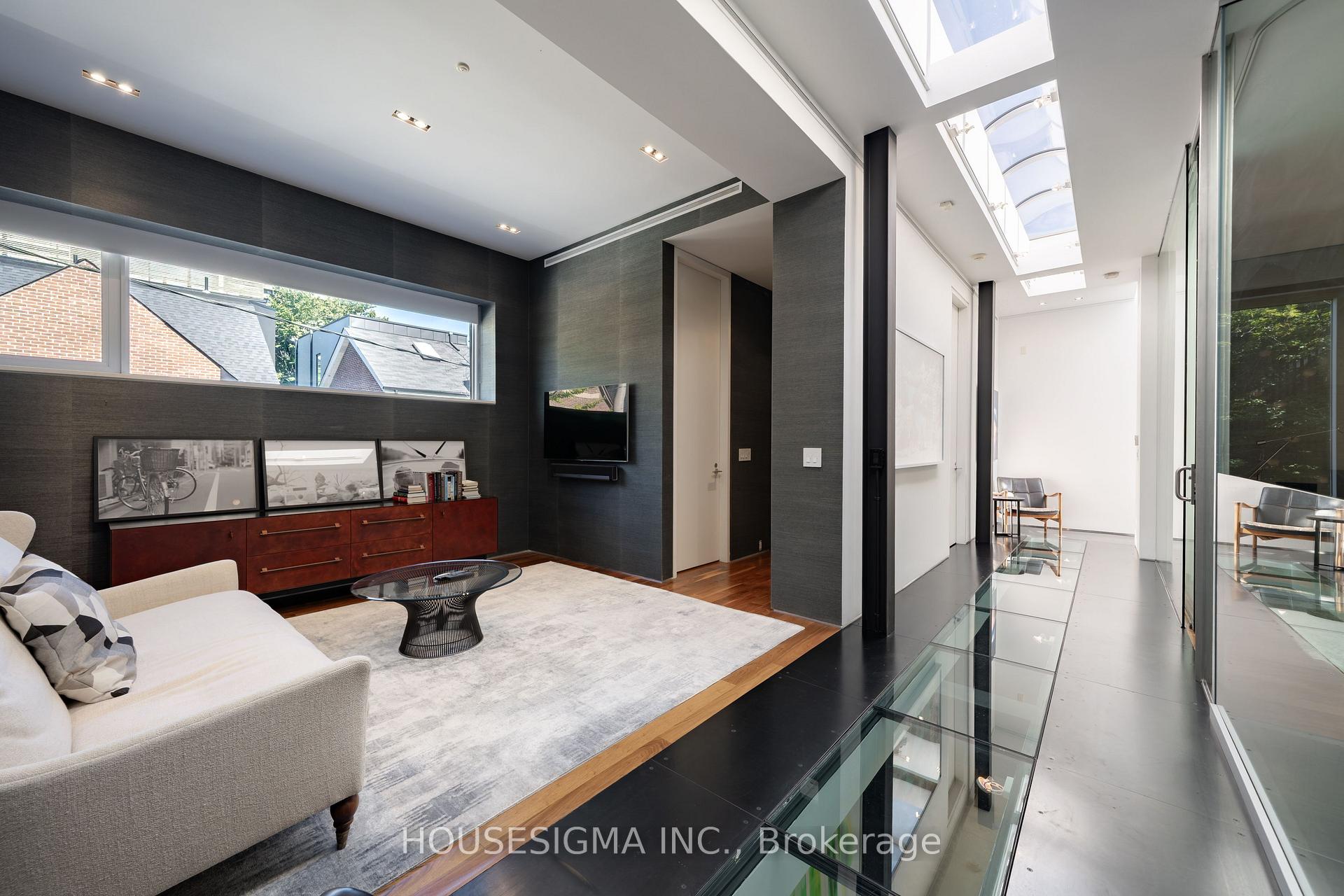 Photo 24 of 11 Bishop Street, Toronto, The Annex — HOMEH