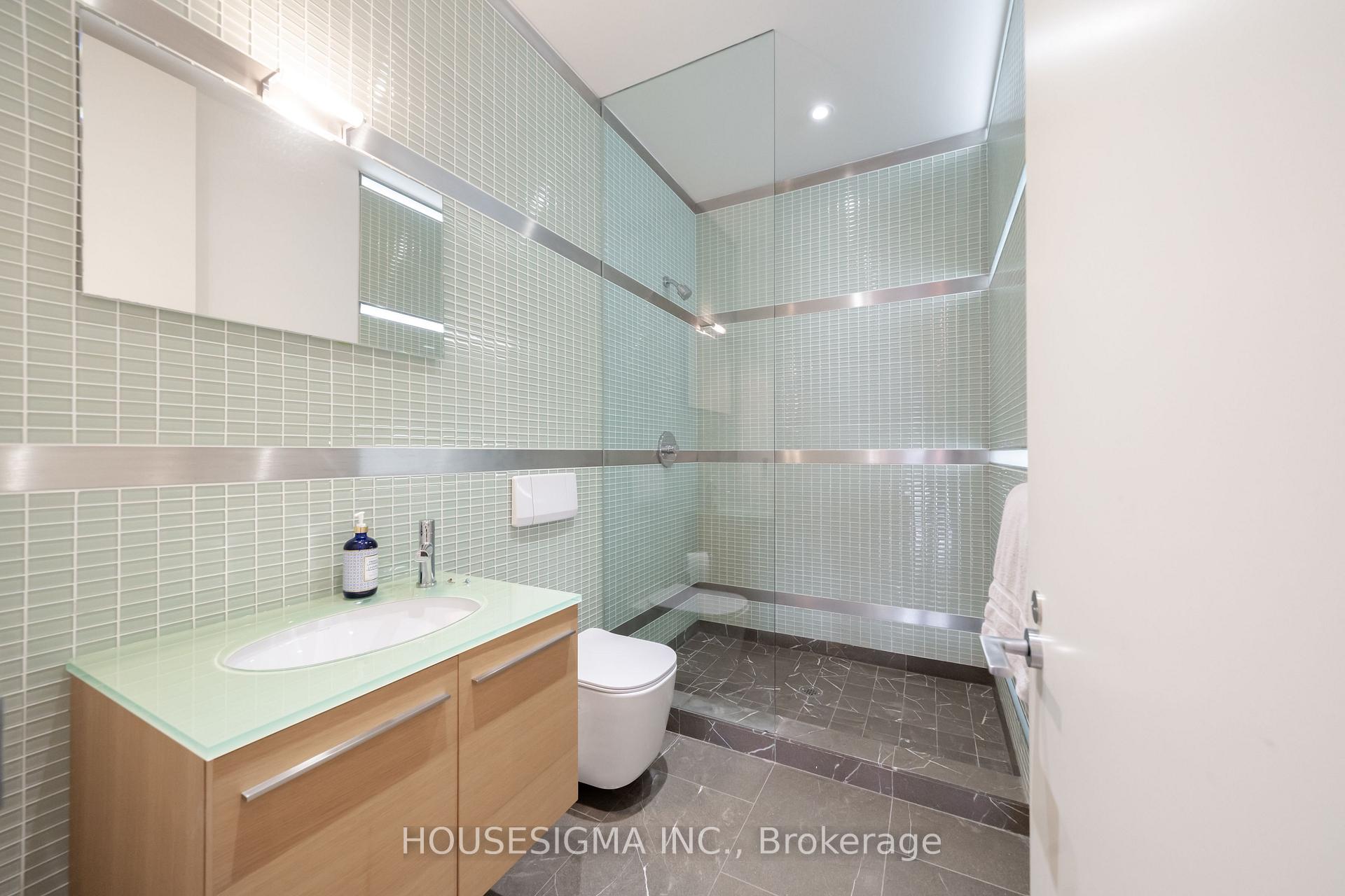 Photo 29 of 11 Bishop Street, Toronto, The Annex — HOMEH