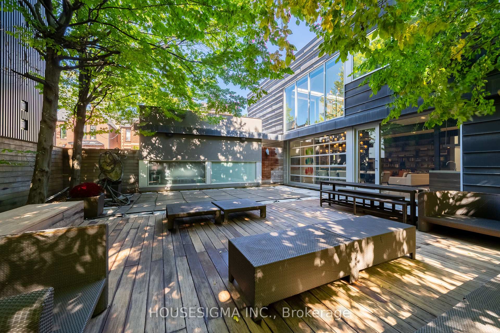 Photo 30 of 11 Bishop Street, Toronto, The Annex — HOMEH