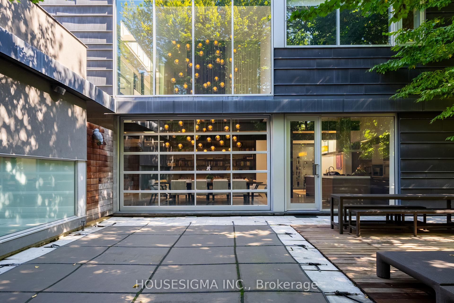 Photo 31 of 11 Bishop Street, Toronto, The Annex — HOMEH