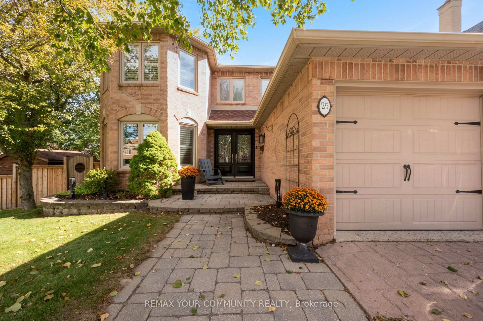 Photo 4 of 25 Albery Crescent, Aurora, Aurora Highlands — HOMEH