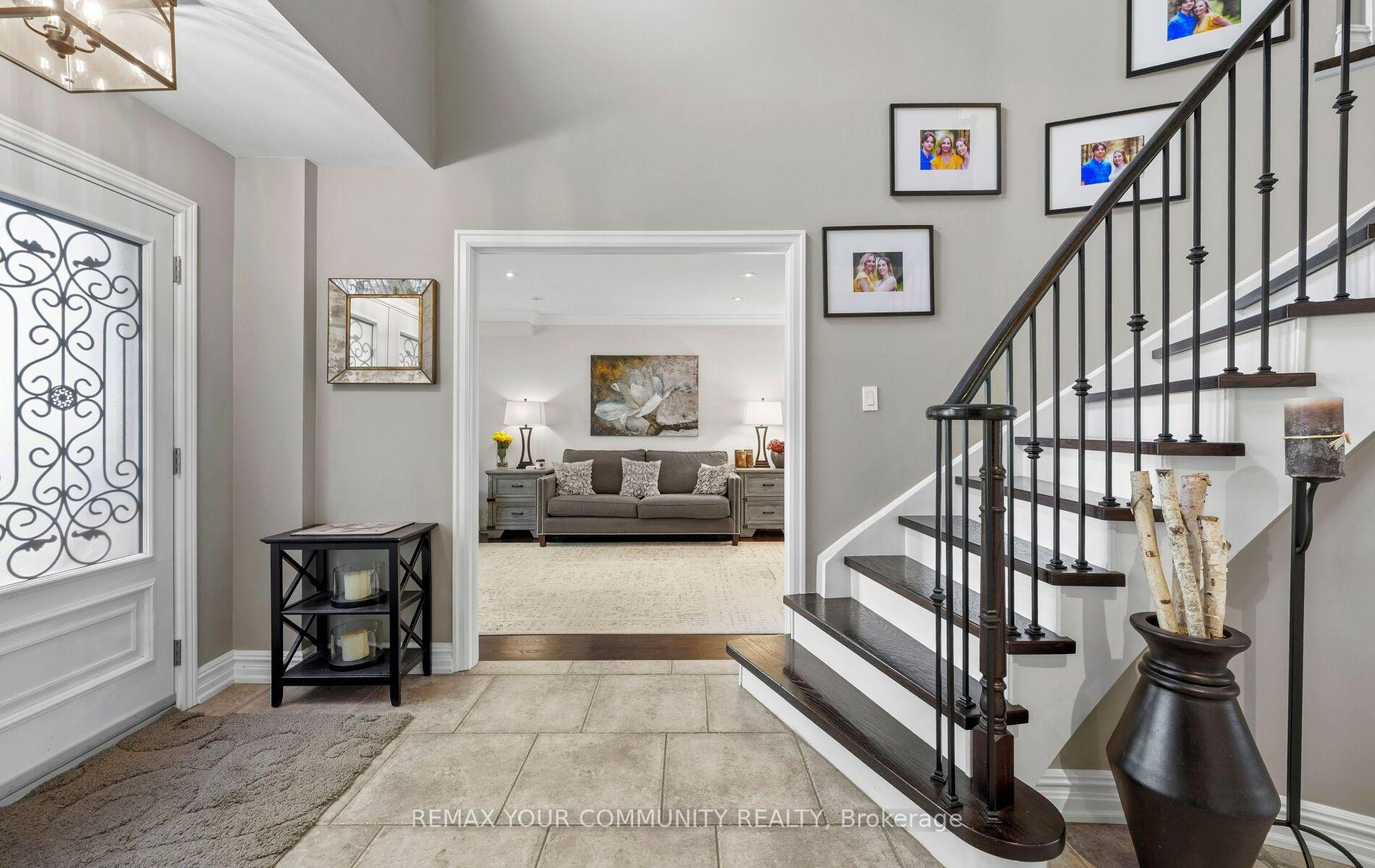 Photo 5 of 25 Albery Crescent, Aurora, Aurora Highlands — HOMEH