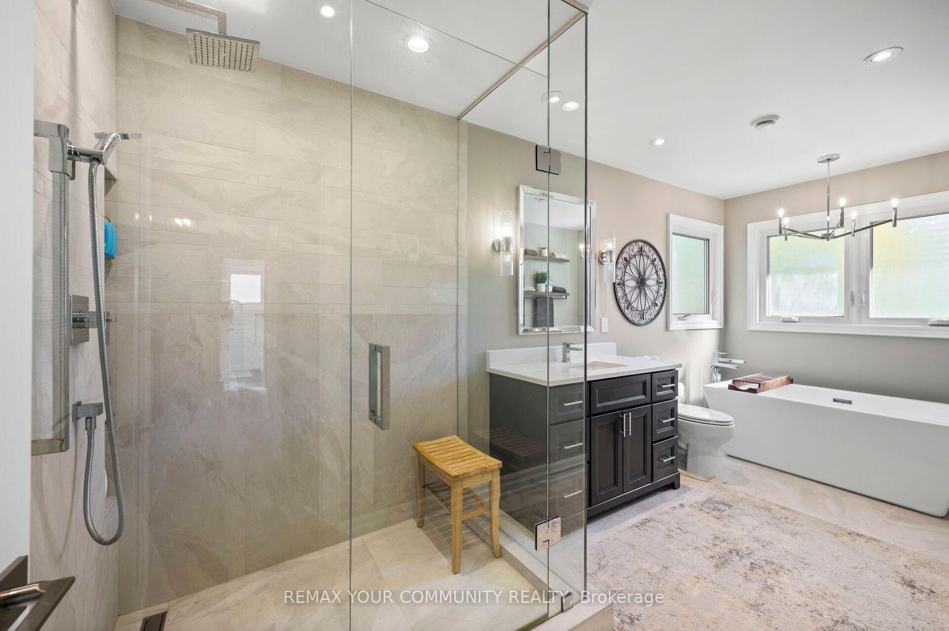 Photo 18 of 25 Albery Crescent, Aurora, Aurora Highlands — HOMEH