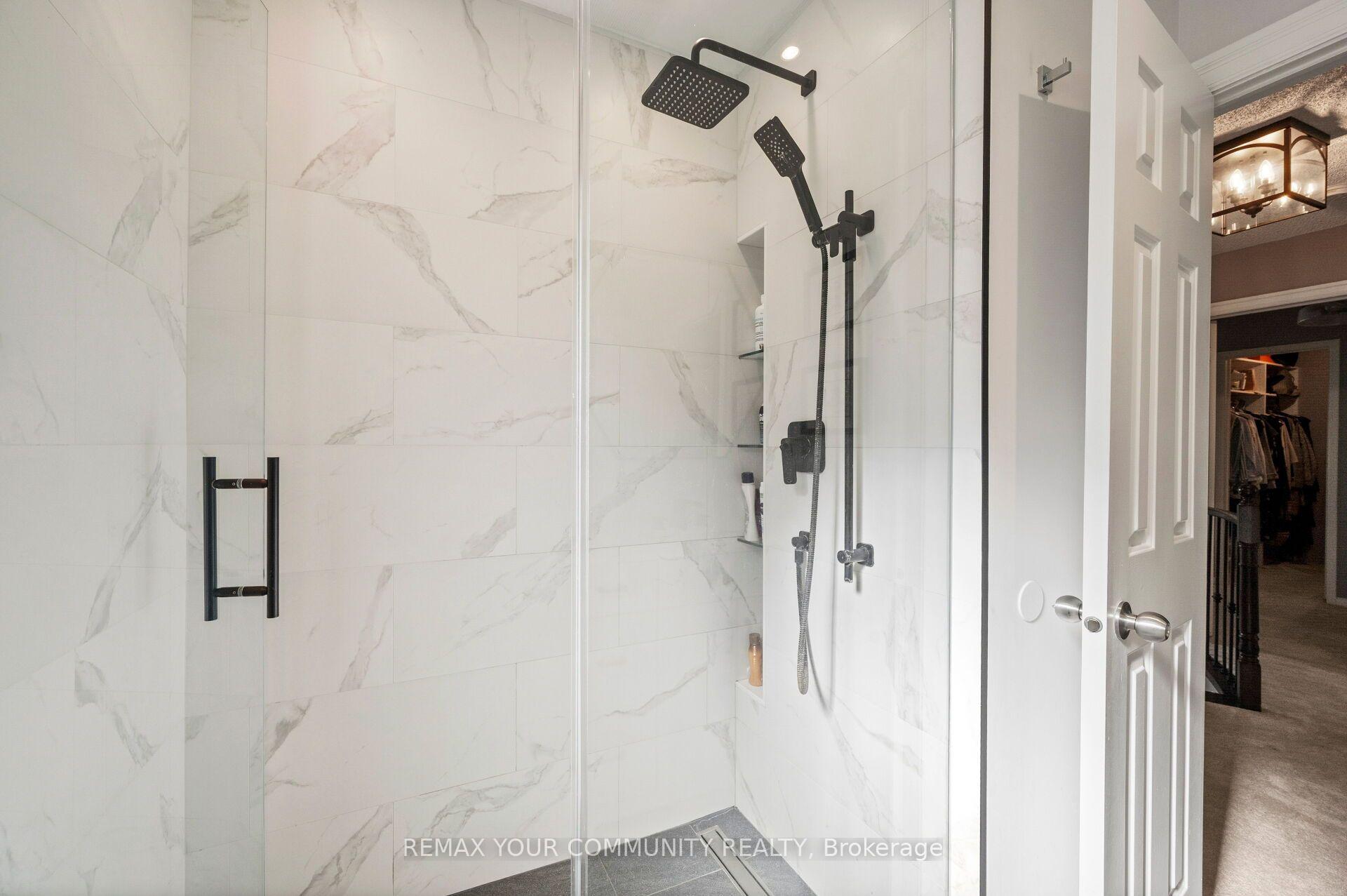 Photo 24 of 25 Albery Crescent, Aurora, Aurora Highlands — HOMEH