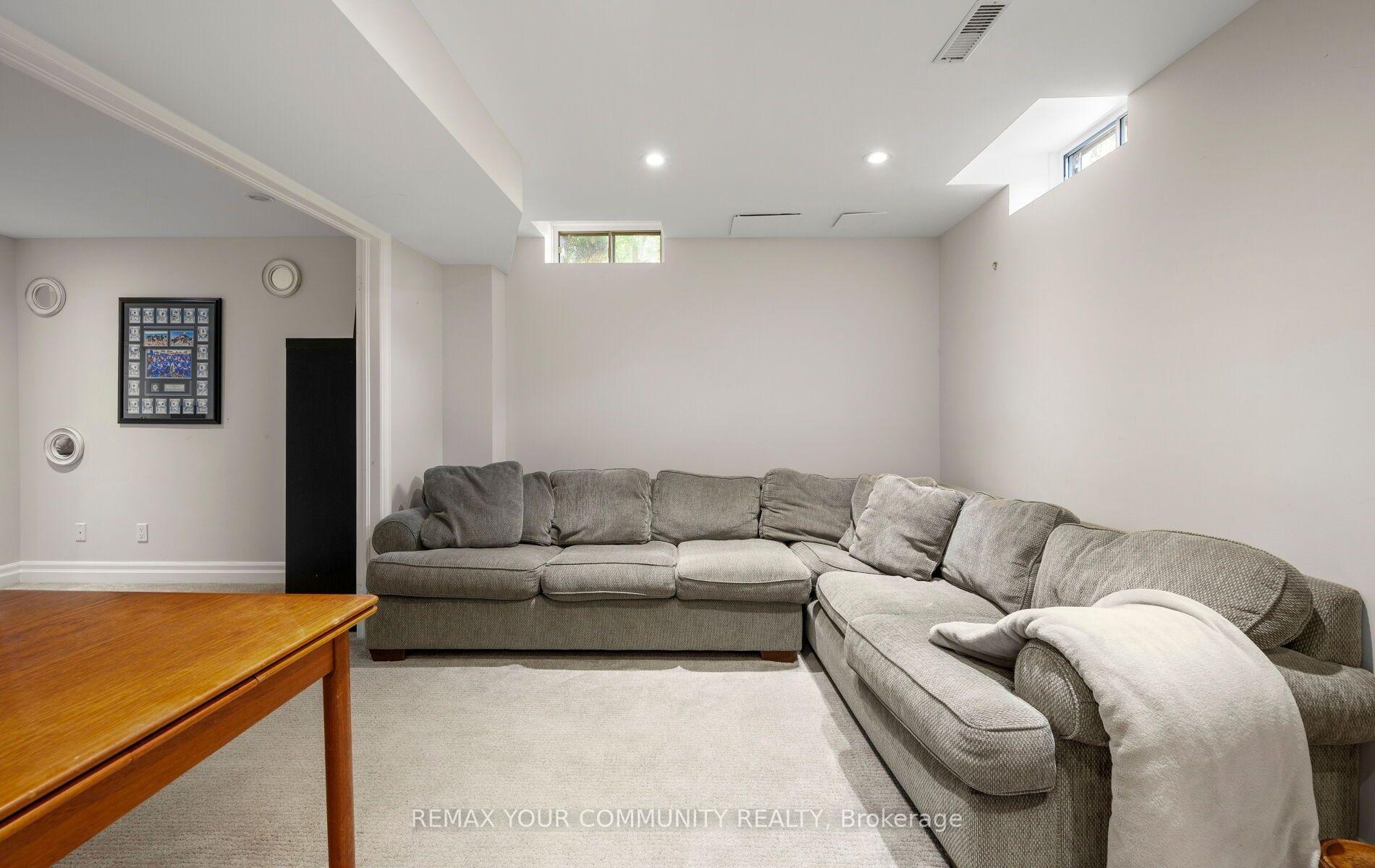 Photo 27 of 25 Albery Crescent, Aurora, Aurora Highlands — HOMEH