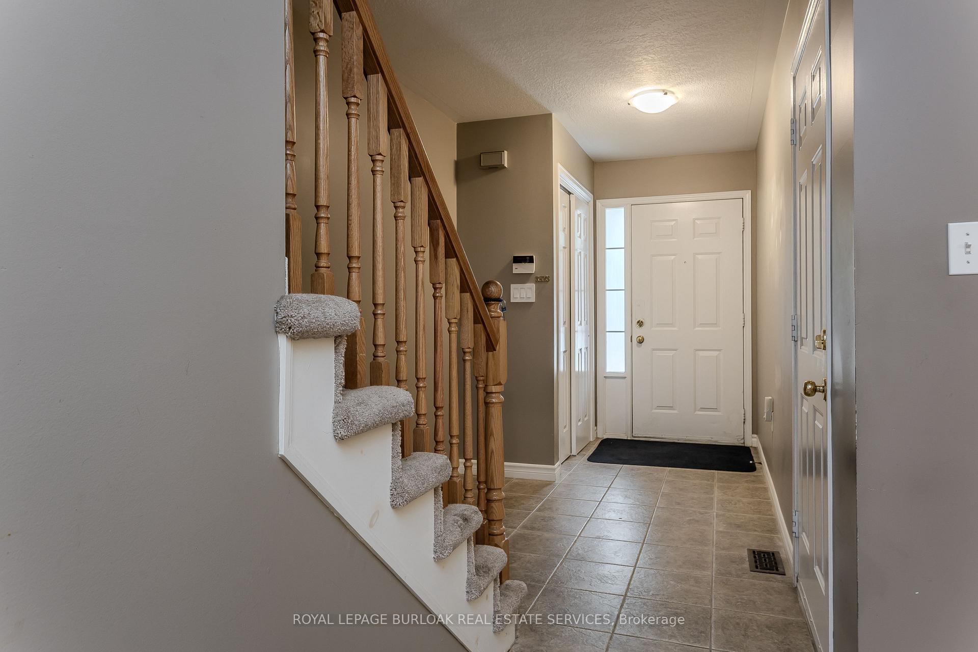 Photo 16 of Unit 17, 348 Highland Road, Hamilton, Stoney Creek Mountain — HOMEH