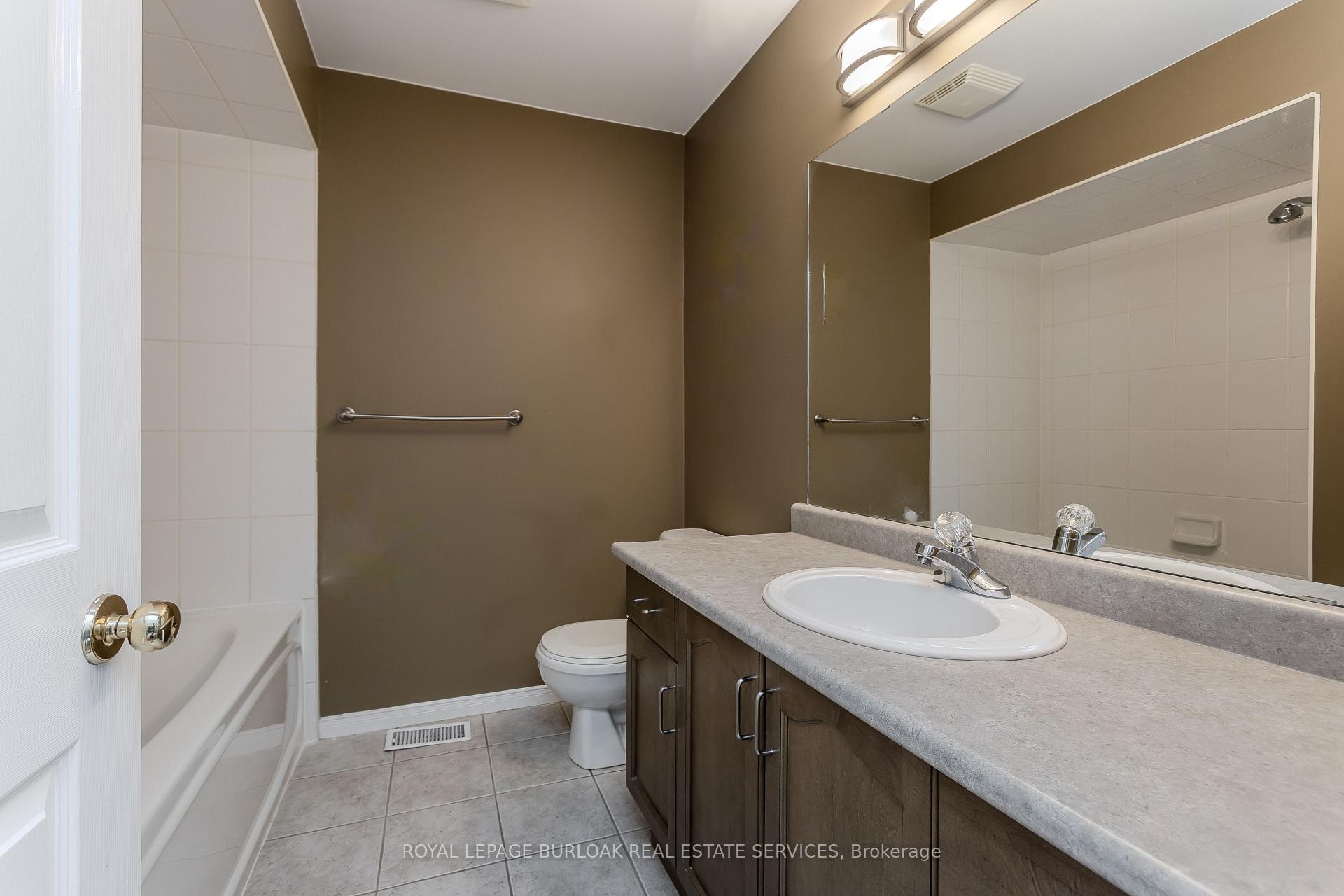 Photo 22 of Unit 17, 348 Highland Road, Hamilton, Stoney Creek Mountain — HOMEH