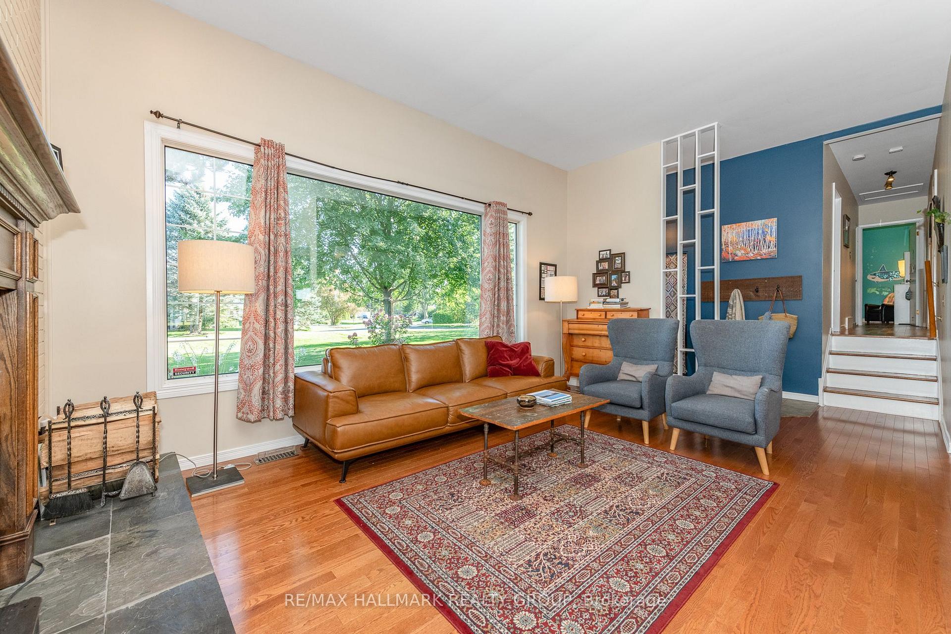 Photo 5 of 63 Cherrywood Drive, Ottawa, Arbeatha Park — HOMEH