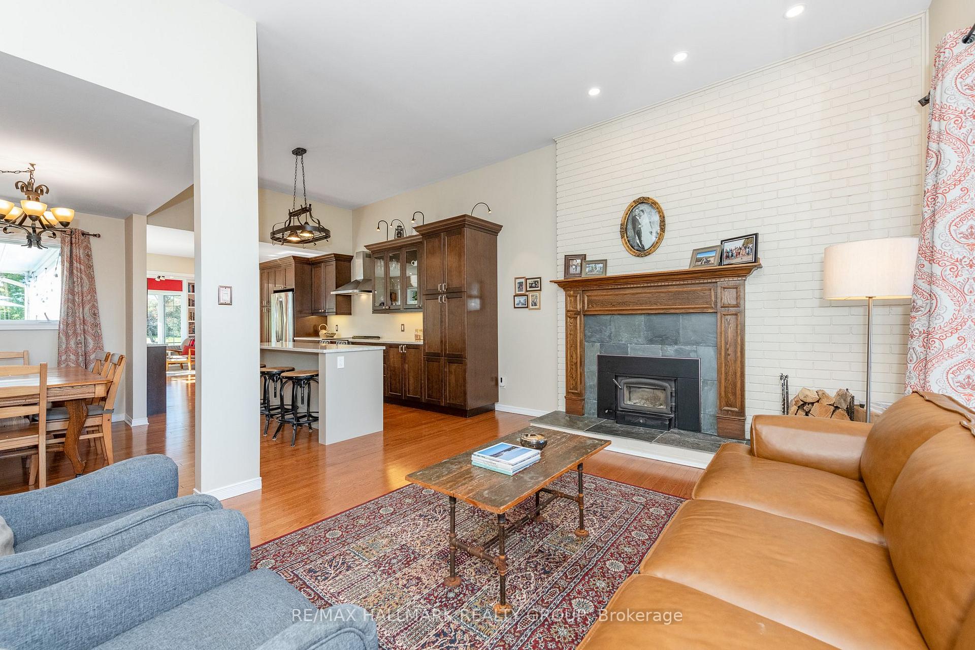 Photo 7 of 63 Cherrywood Drive, Ottawa, Arbeatha Park — HOMEH