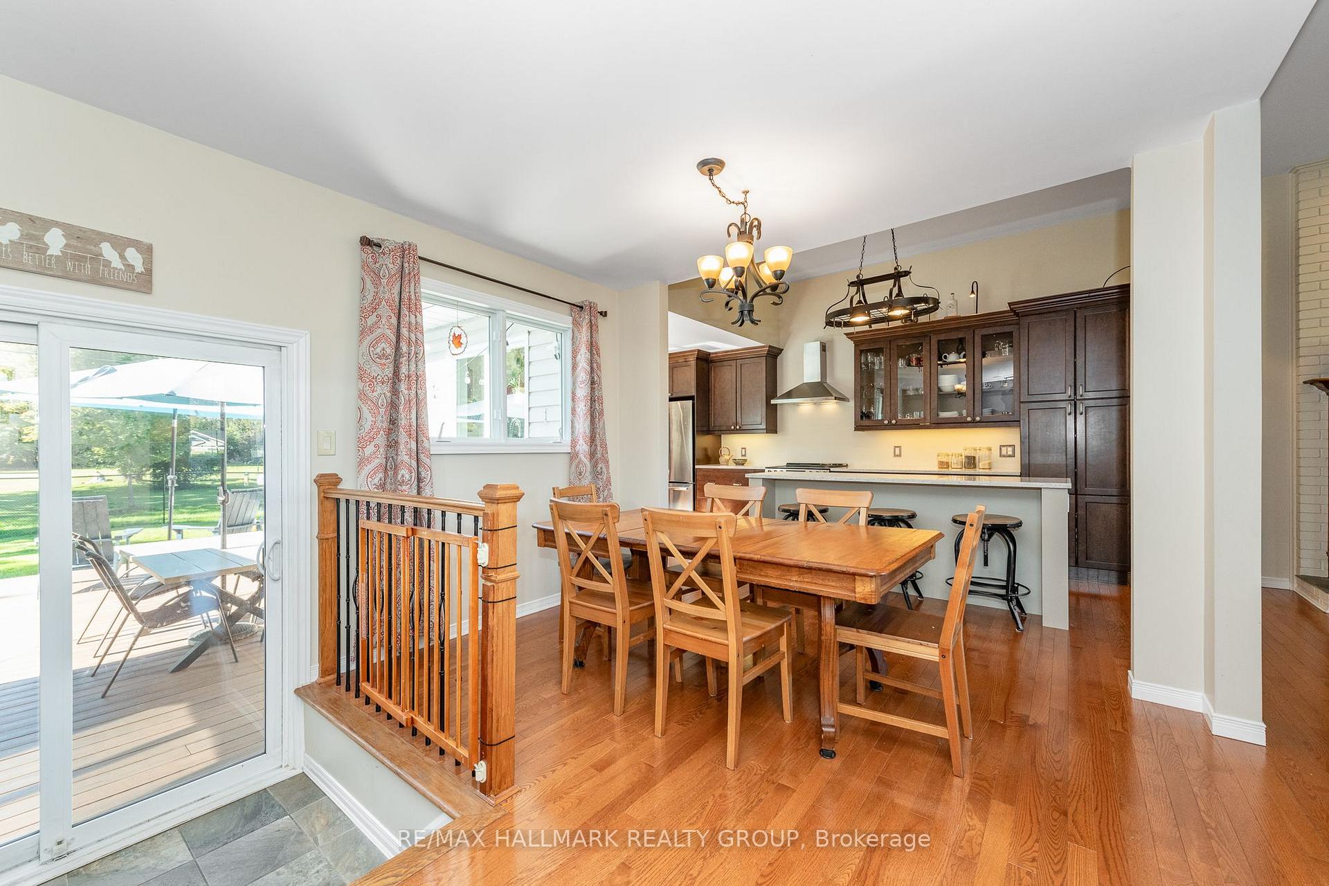 Photo 8 of 63 Cherrywood Drive, Ottawa, Arbeatha Park — HOMEH