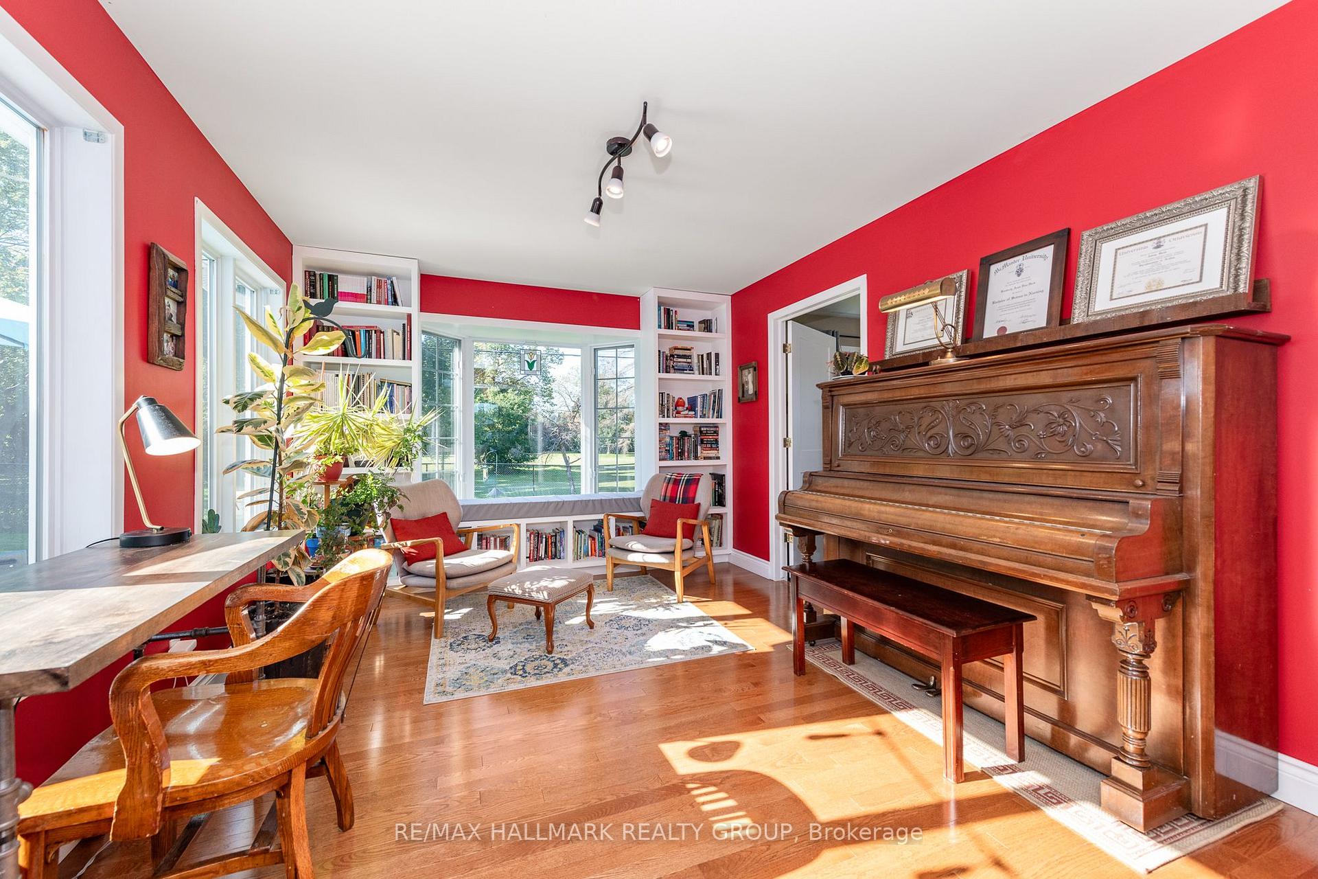 Photo 15 of 63 Cherrywood Drive, Ottawa, Arbeatha Park — HOMEH