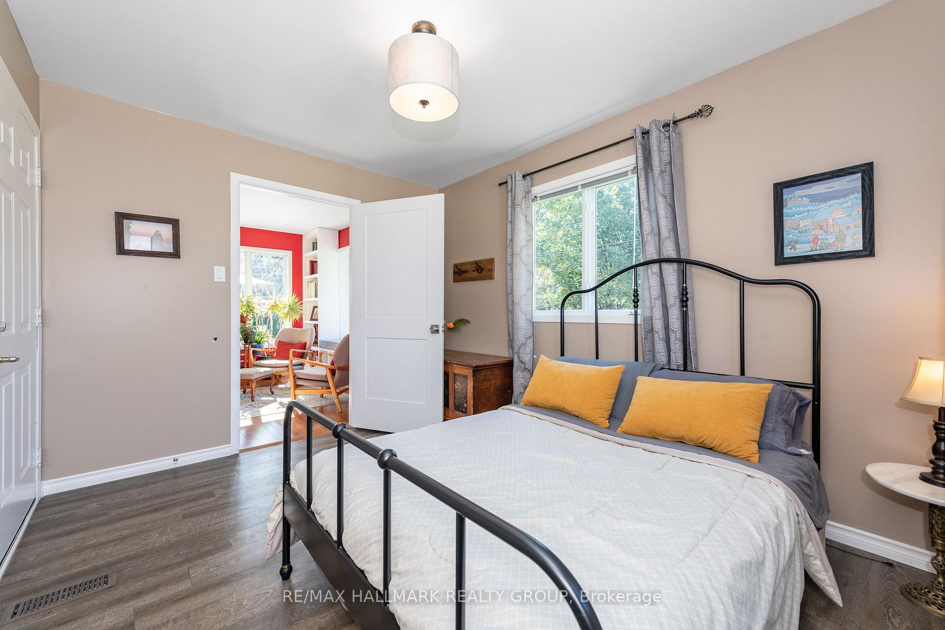 Photo 18 of 63 Cherrywood Drive, Ottawa, Arbeatha Park — HOMEH