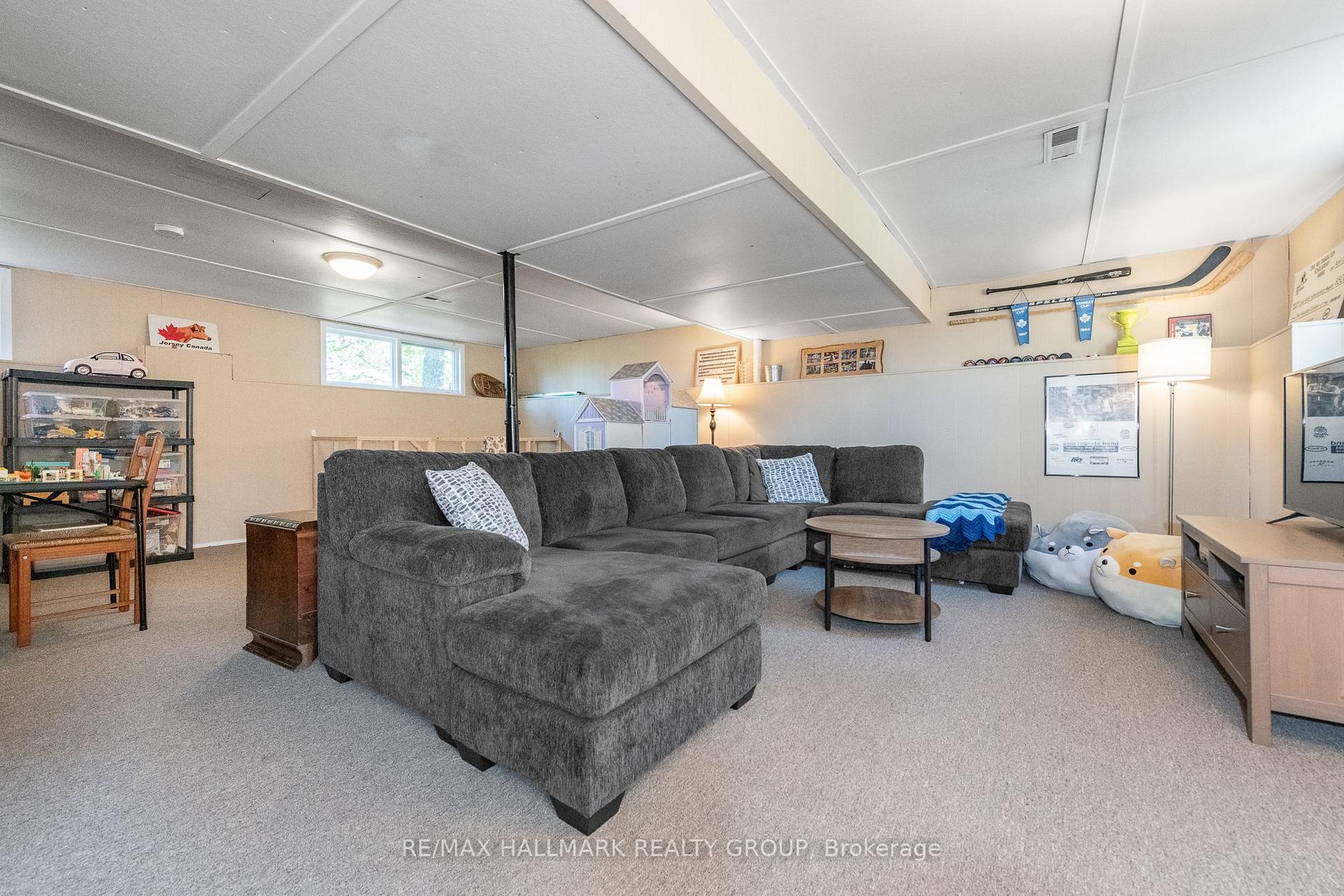 Photo 29 of 63 Cherrywood Drive, Ottawa, Arbeatha Park — HOMEH
