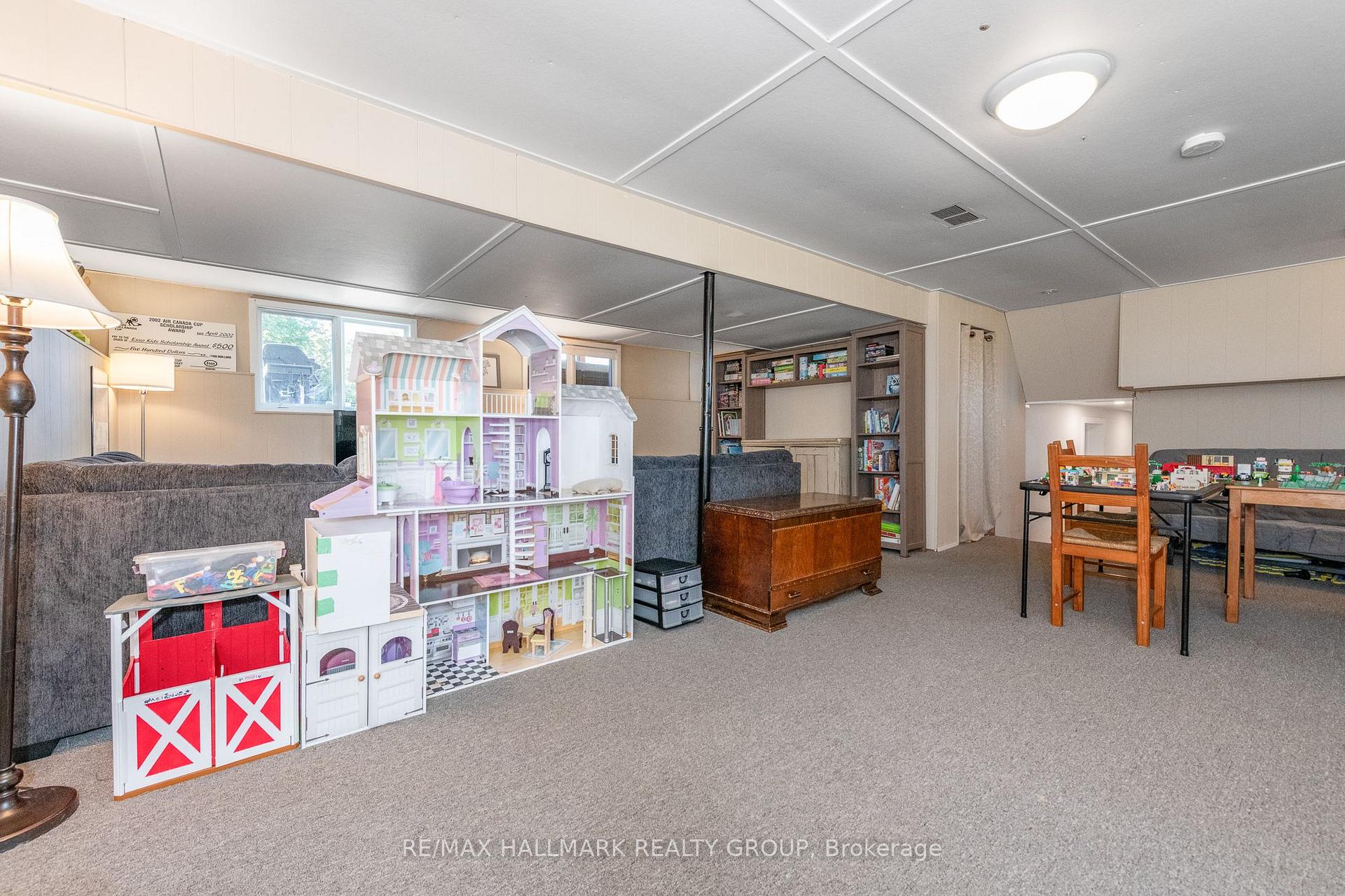 Photo 31 of 63 Cherrywood Drive, Ottawa, Arbeatha Park — HOMEH