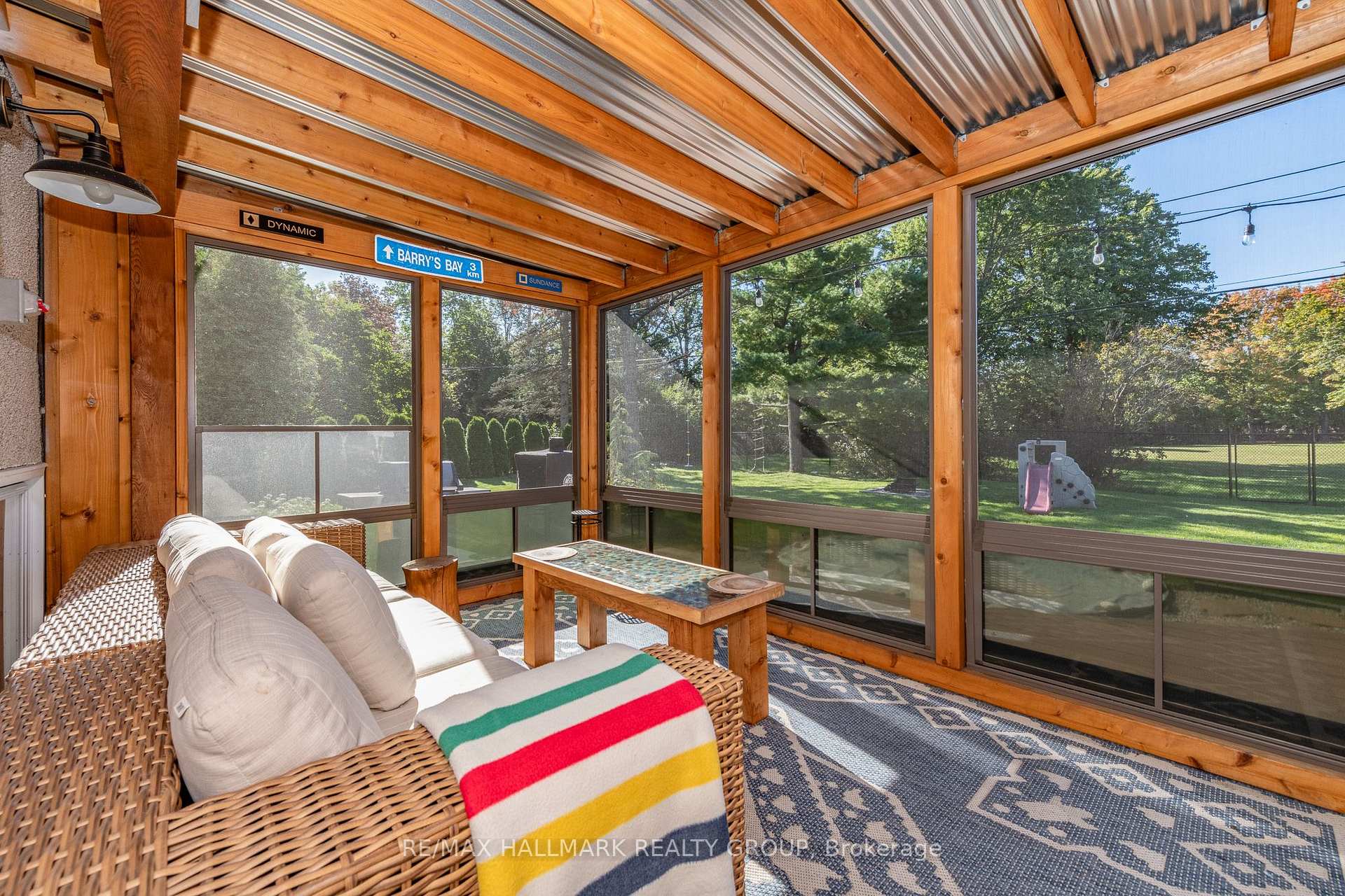 Photo 45 of 63 Cherrywood Drive, Ottawa, Arbeatha Park — HOMEH