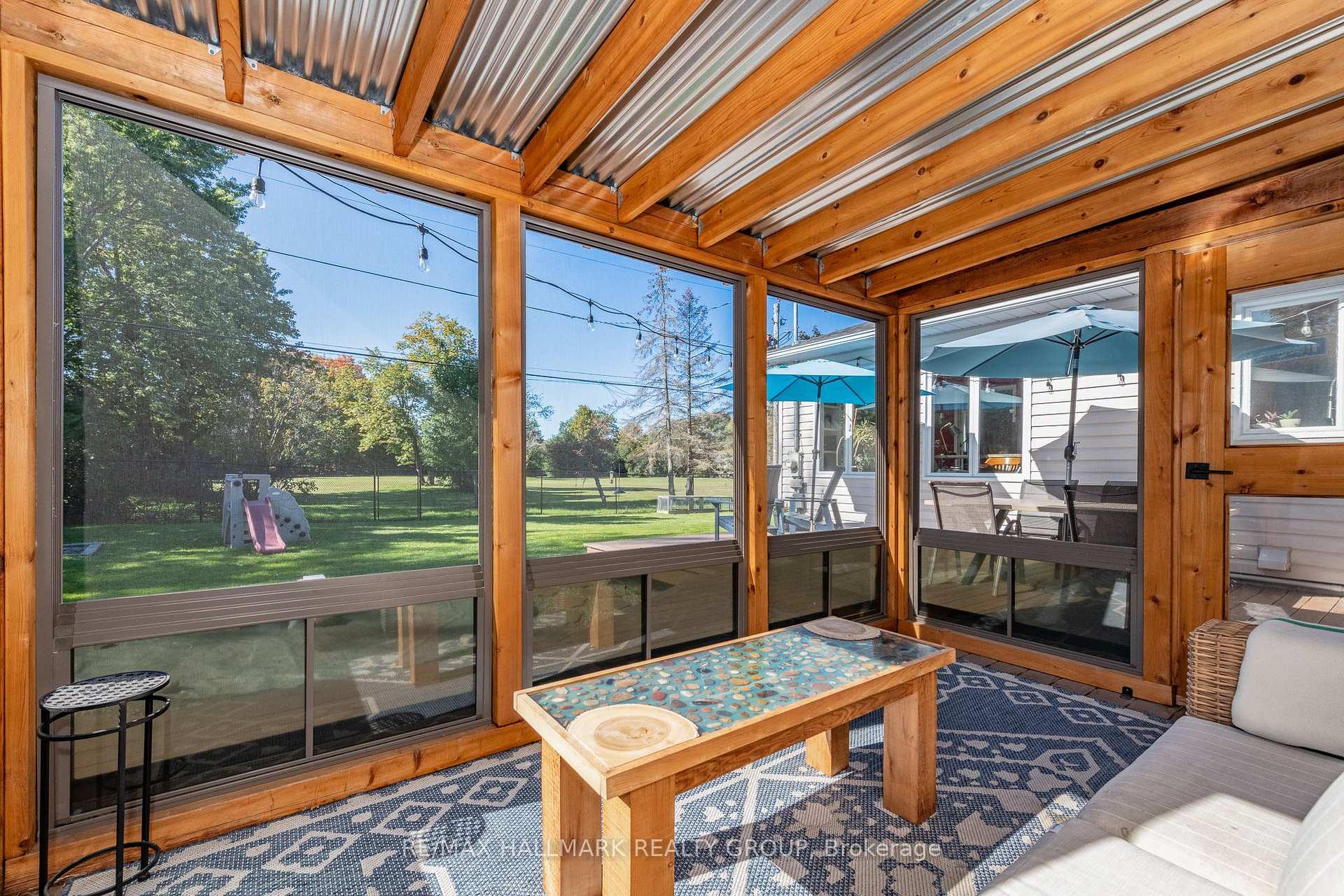Photo 46 of 63 Cherrywood Drive, Ottawa, Arbeatha Park — HOMEH