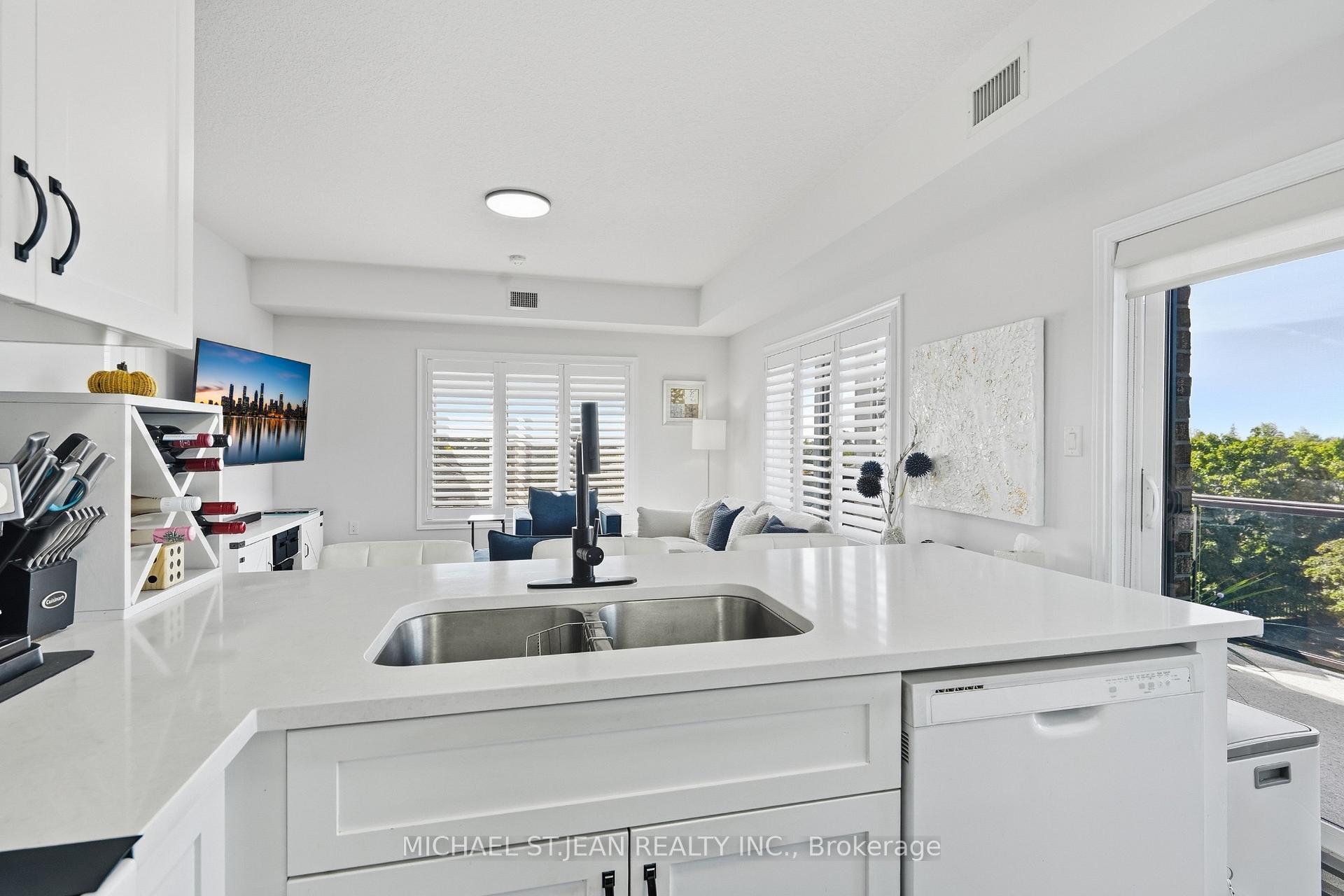 Photo 30 of Unit 316, 2605 Binbrook Road, Hamilton, Binbrook — HOMEH