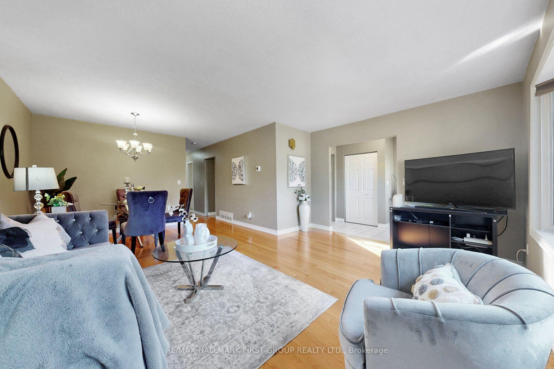 Photo 4 of 789 Hillcrest Road, Pickering, West Shore — HOMEH