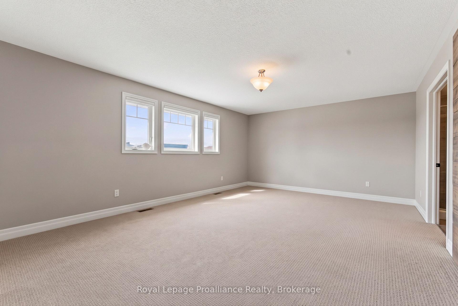 Photo 9 of 56 Cavendish Drive, Belleville, Thurlow Ward — HOMEH