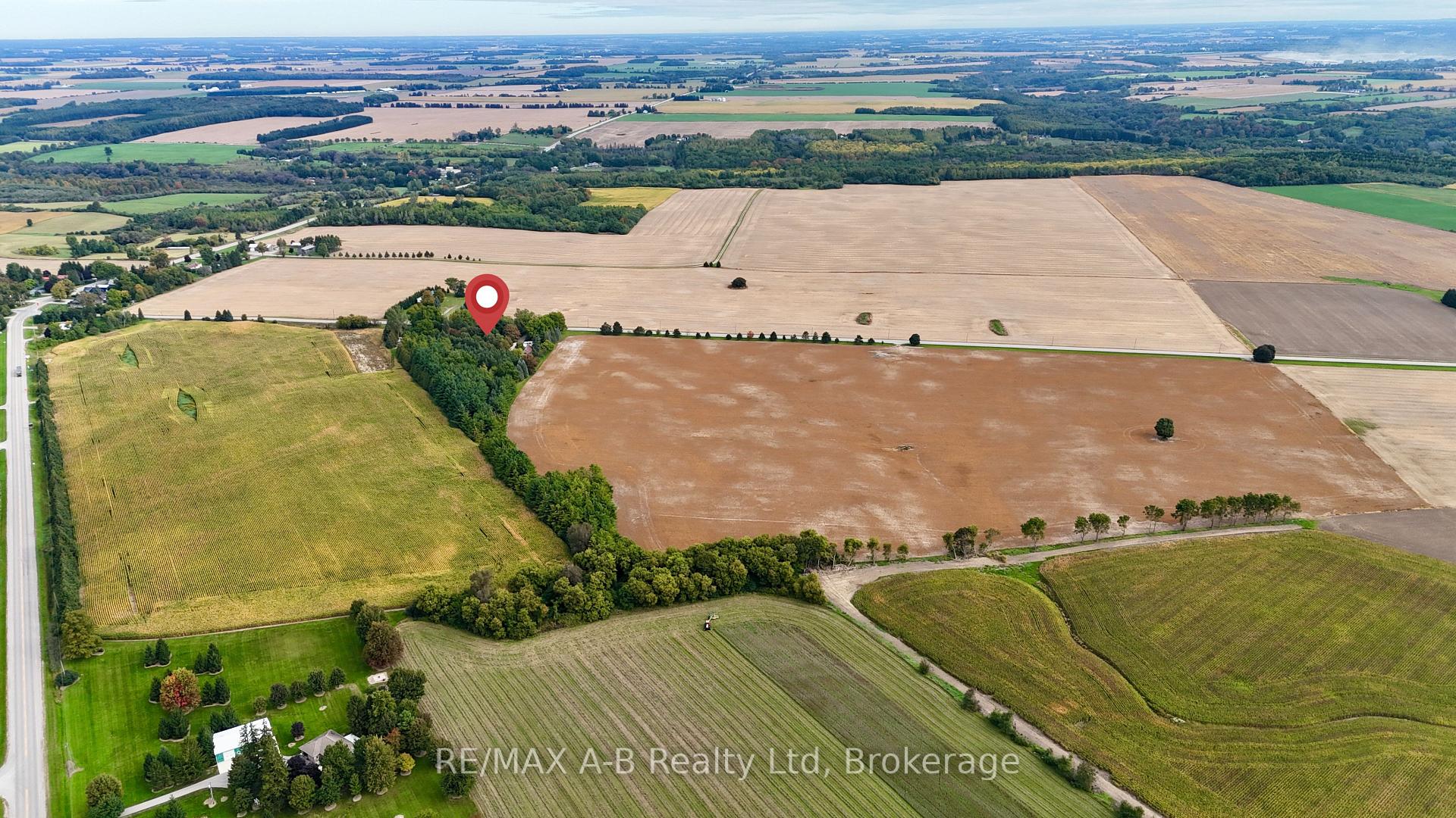 Photo 5 of 4811 Whalen Line, Lucan Biddulph, Prospect Hill — HOMEH