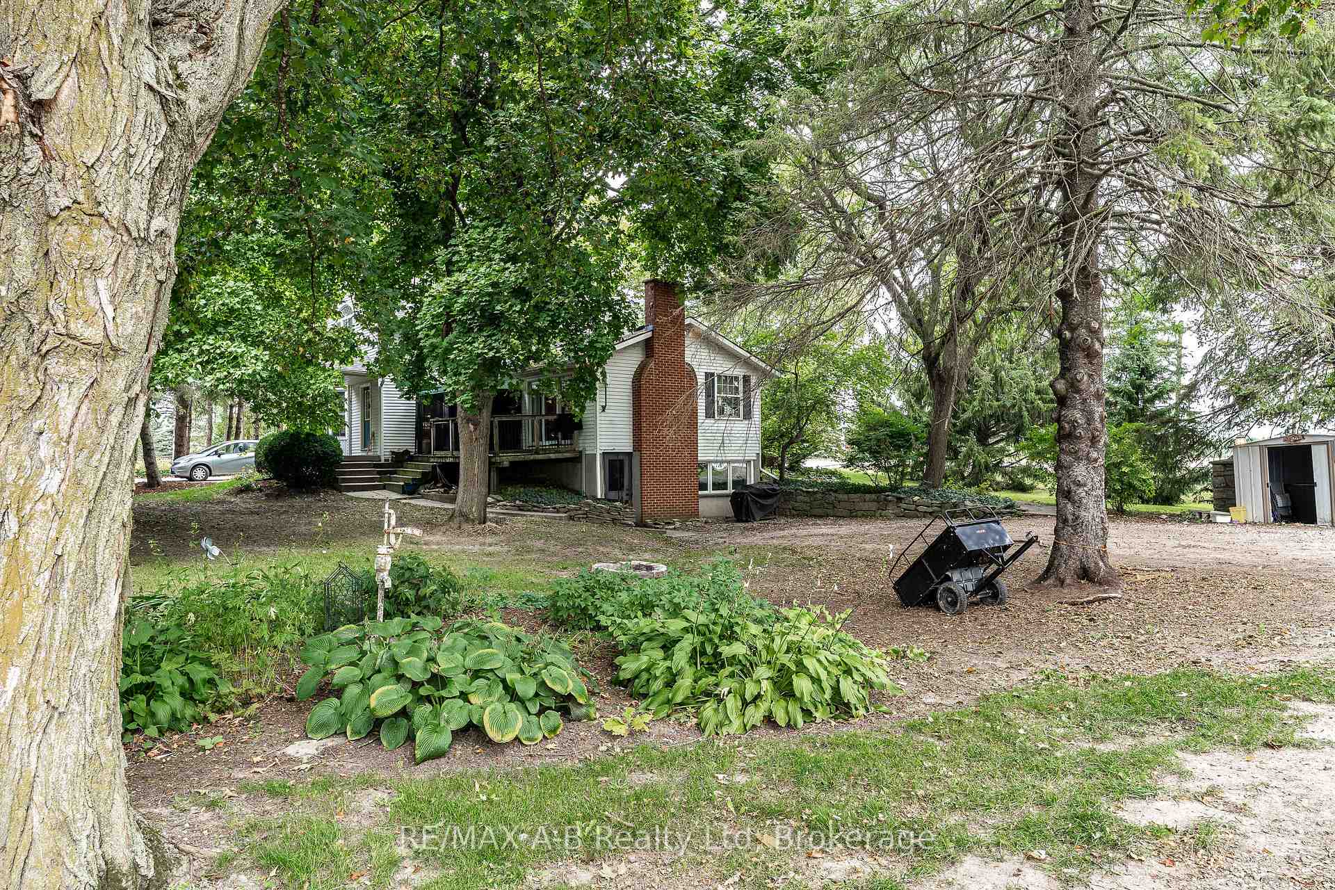 Photo 13 of 4811 Whalen Line, Lucan Biddulph, Prospect Hill — HOMEH