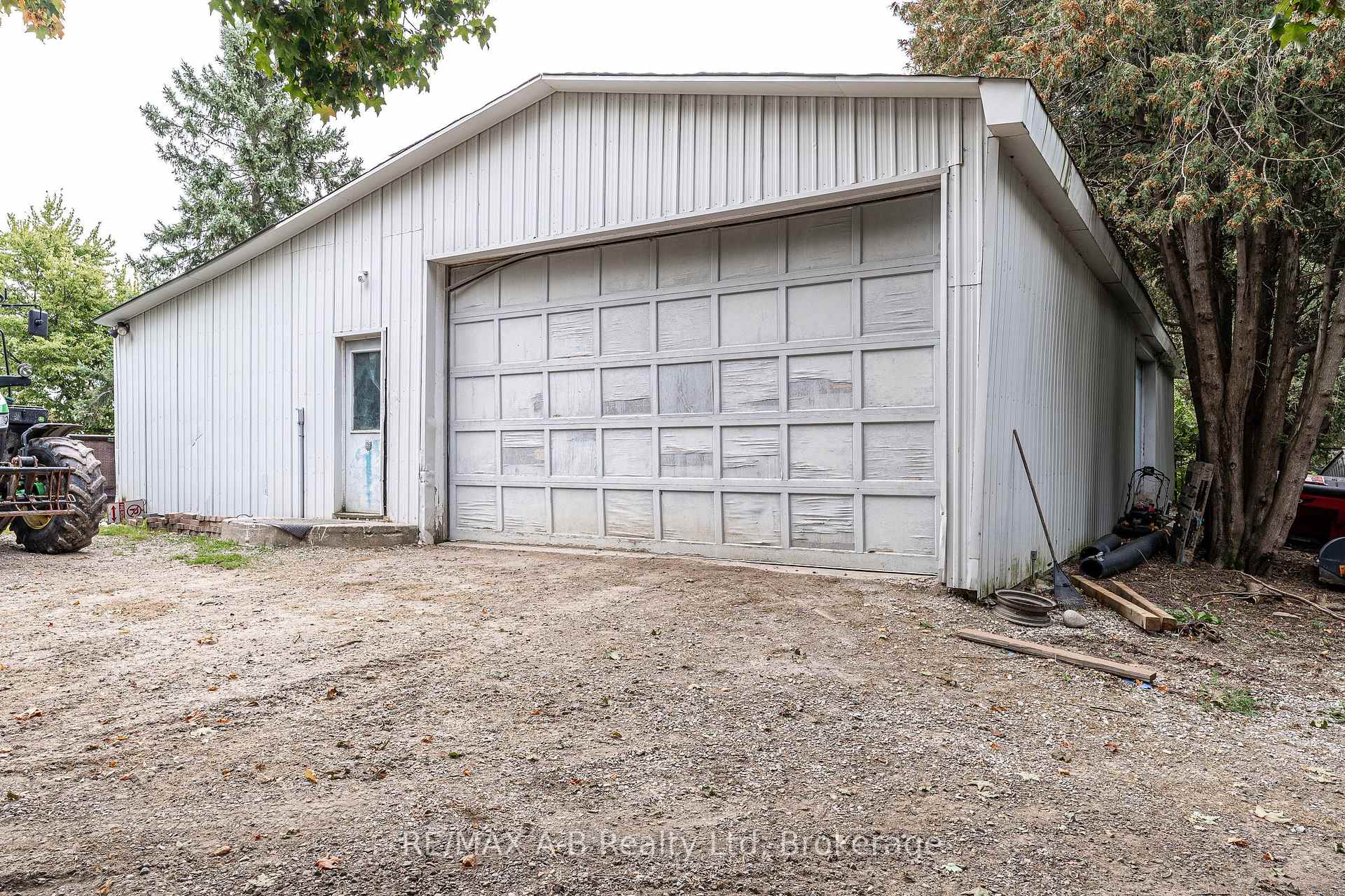 Photo 17 of 4811 Whalen Line, Lucan Biddulph, Prospect Hill — HOMEH