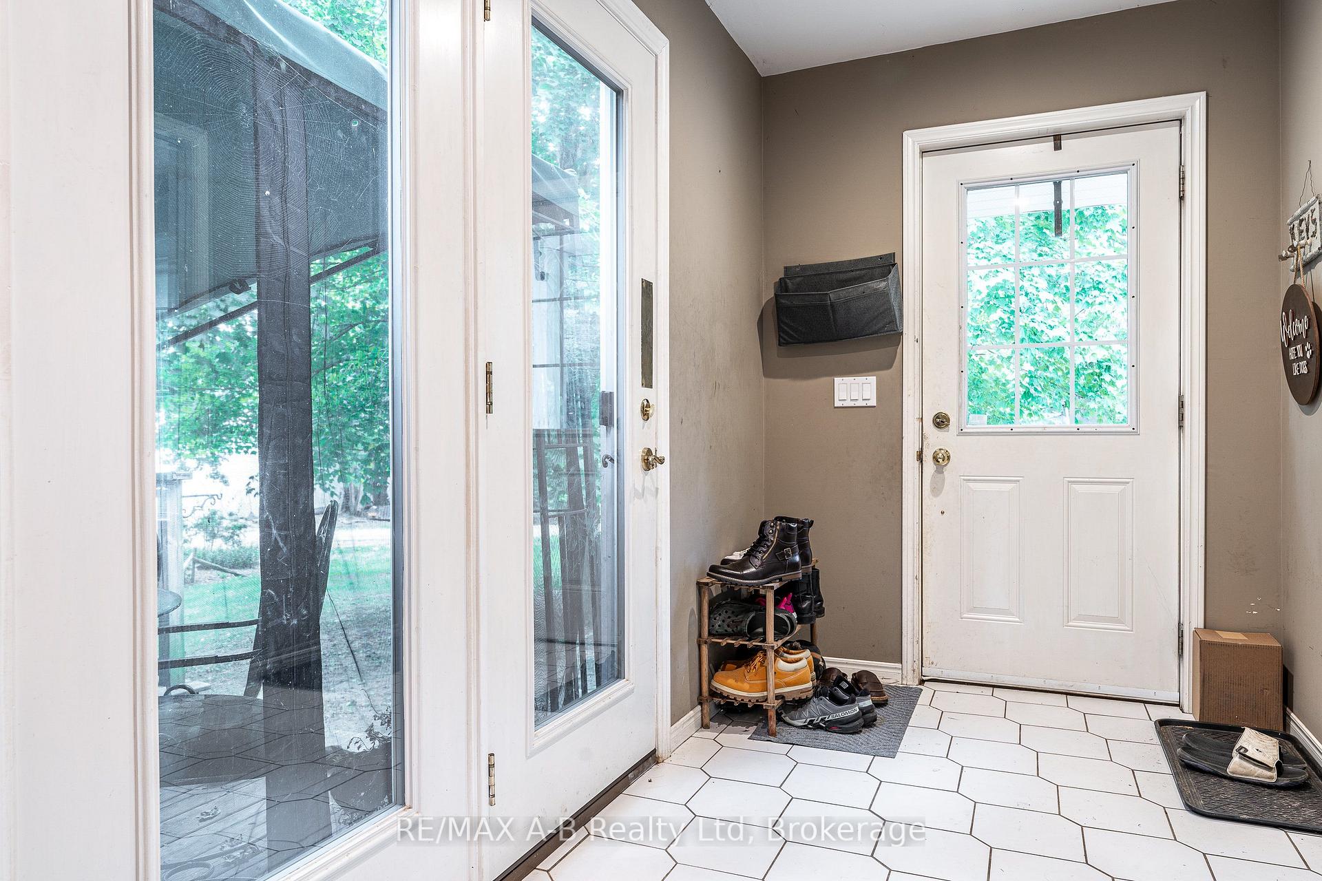 Photo 20 of 4811 Whalen Line, Lucan Biddulph, Prospect Hill — HOMEH