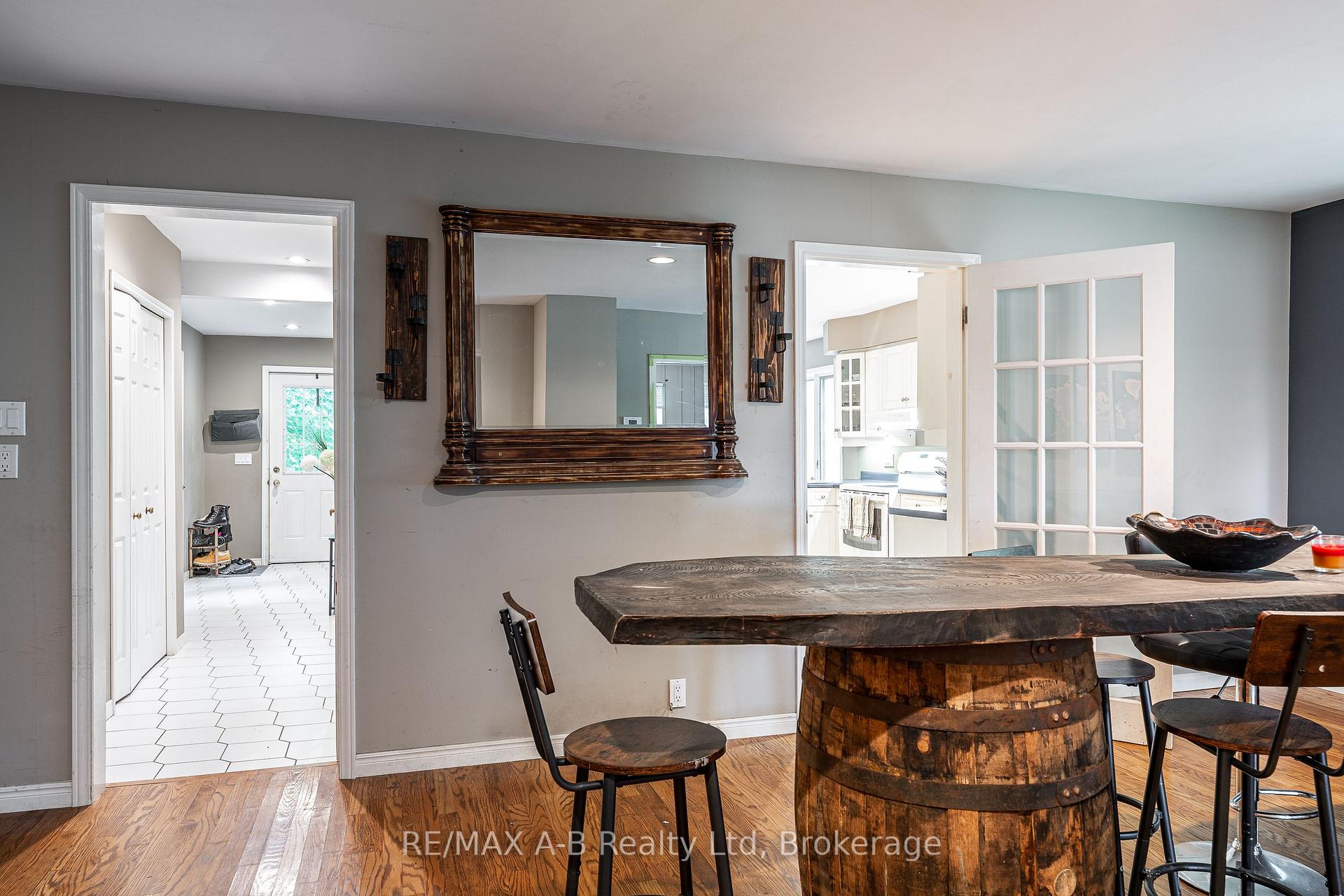 Photo 31 of 4811 Whalen Line, Lucan Biddulph, Prospect Hill — HOMEH