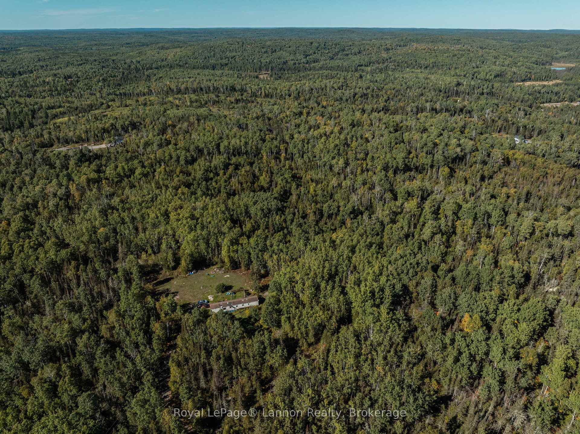 Photo 18 of 3316 Auto Road E, Thunder Bay Remote Area, Ware — HOMEH