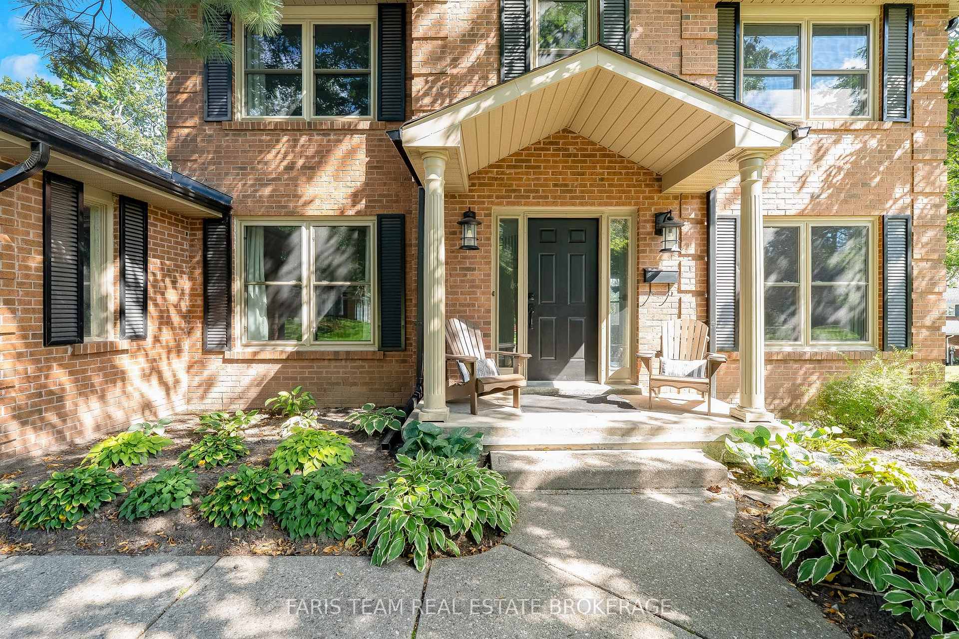 Photo 4 of 1 Susan Place, Barrie, Sunnidale — HOMEH