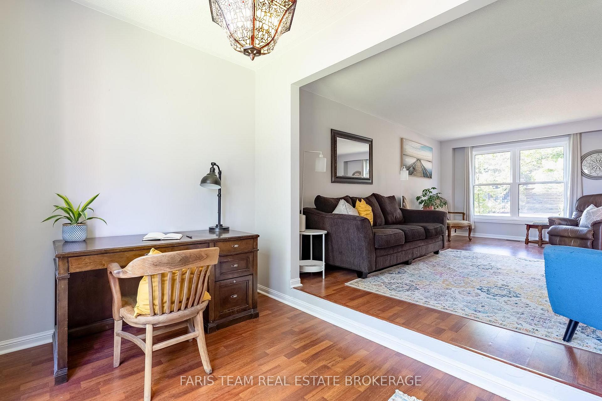 Photo 19 of 1 Susan Place, Barrie, Sunnidale — HOMEH