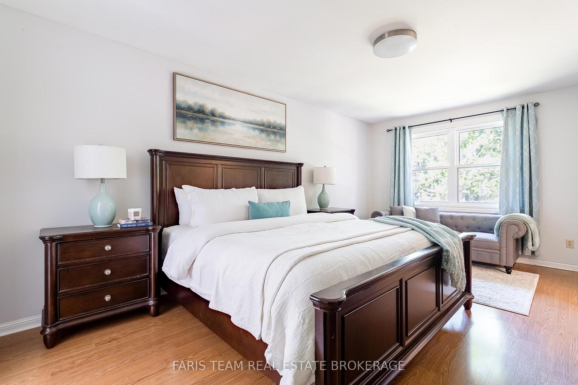 Photo 23 of 1 Susan Place, Barrie, Sunnidale — HOMEH