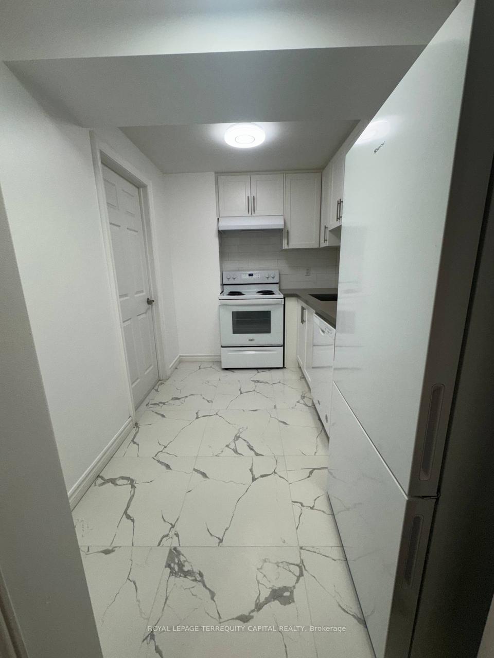 Photo 5 of Unit Lower, 64 Copeman Crescent, Barrie, Painswick North — HOMEH