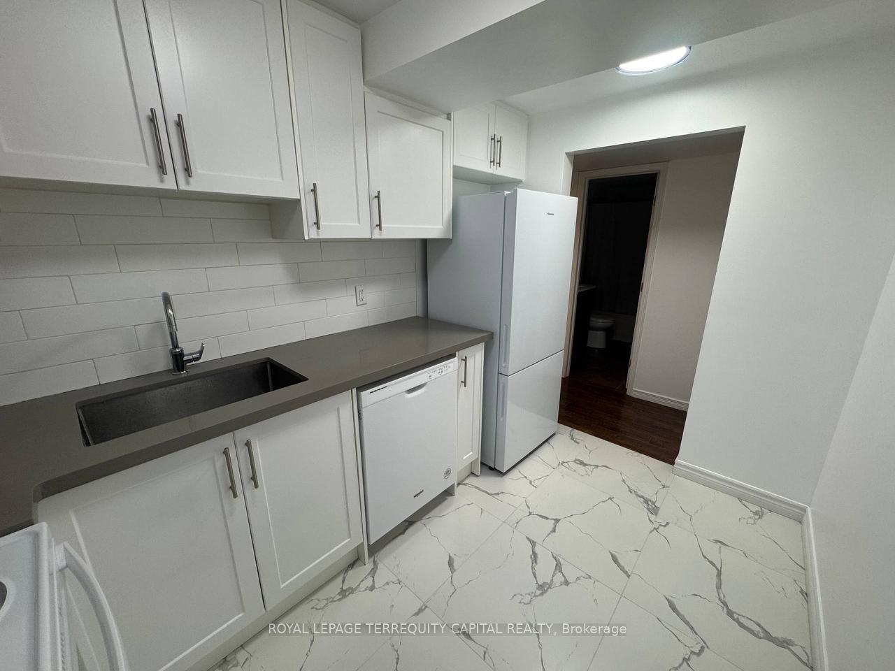 Photo 9 of Unit Lower, 64 Copeman Crescent, Barrie, Painswick North — HOMEH