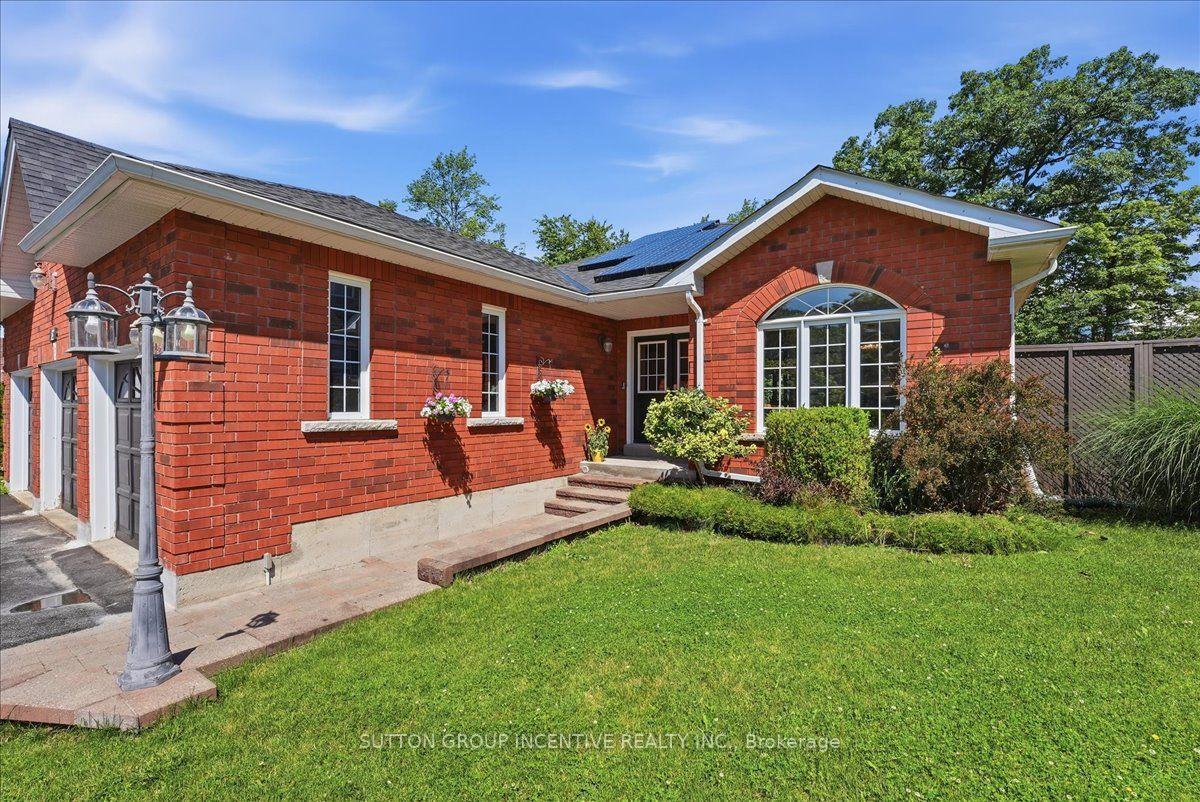 Photo 4 of 200 Cumming Drive, Barrie, Ardagh — HOMEH