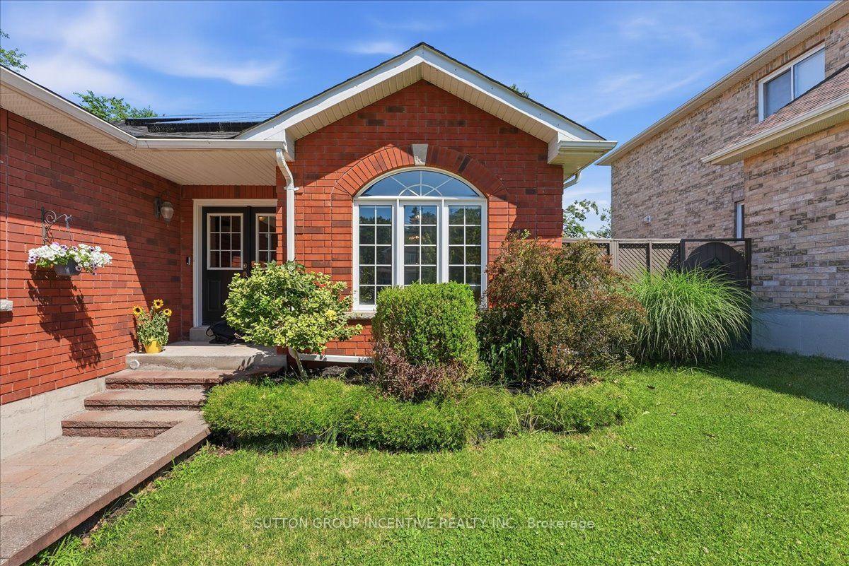 Photo 5 of 200 Cumming Drive, Barrie, Ardagh — HOMEH
