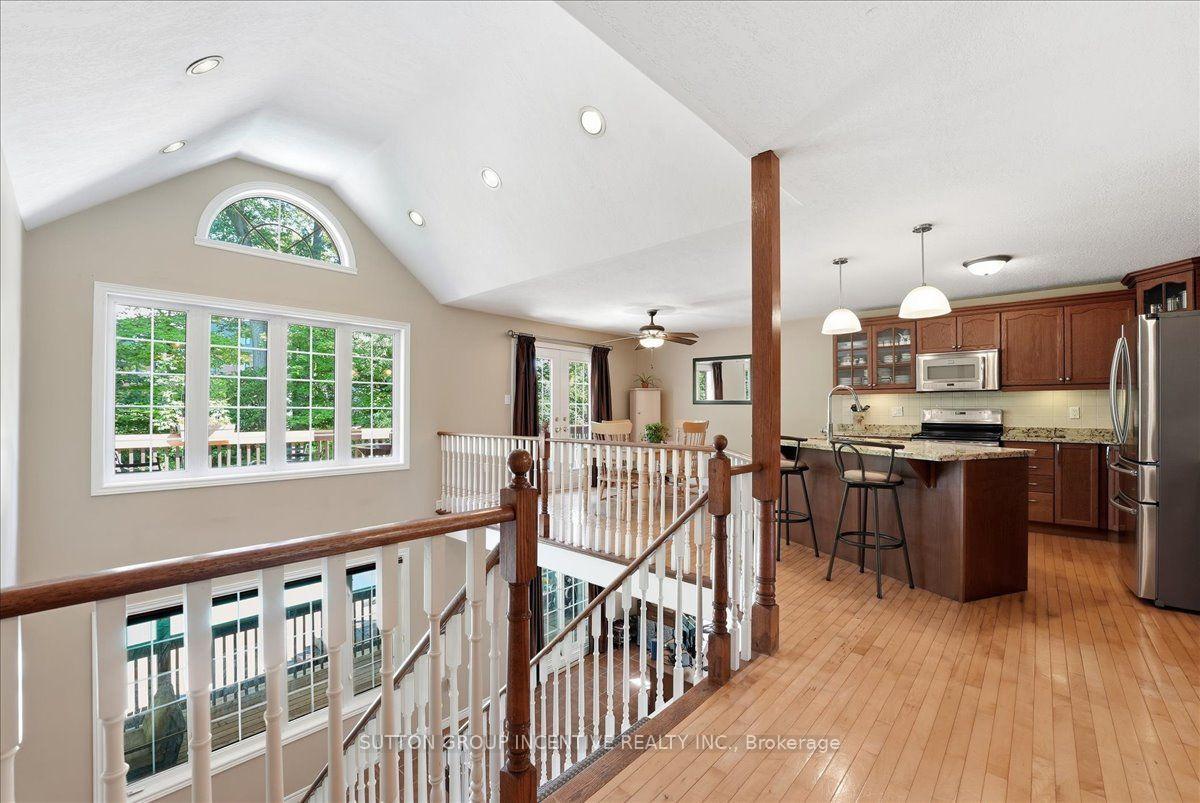 Photo 15 of 200 Cumming Drive, Barrie, Ardagh — HOMEH