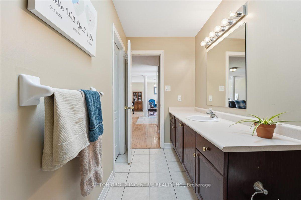 Photo 20 of 200 Cumming Drive, Barrie, Ardagh — HOMEH