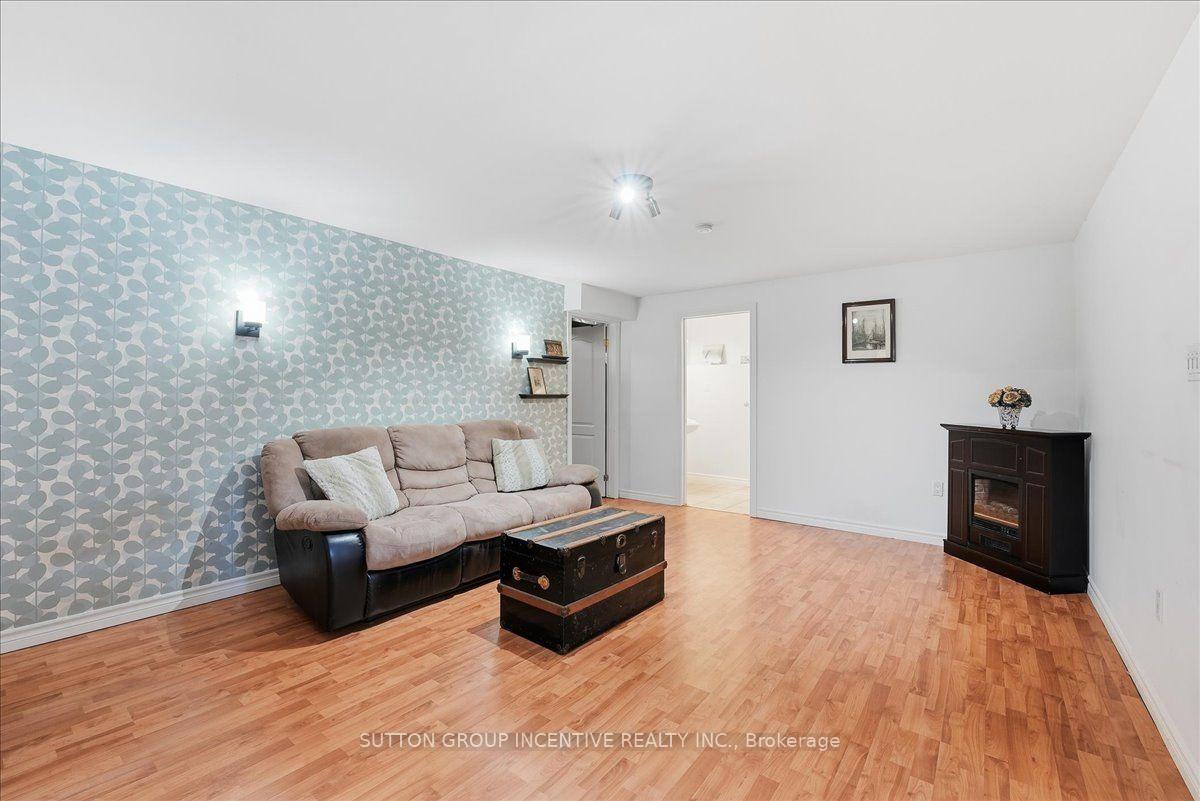 Photo 34 of 200 Cumming Drive, Barrie, Ardagh — HOMEH