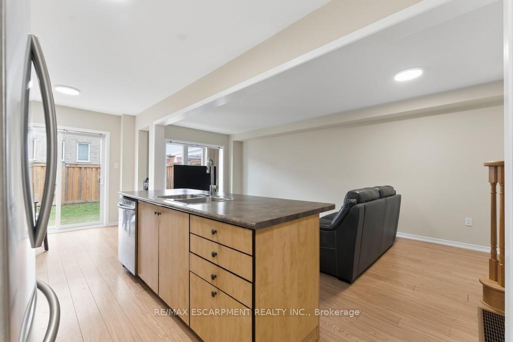 Photo 3 of 173 Whitwell Way, Hamilton, Binbrook — HOMEH