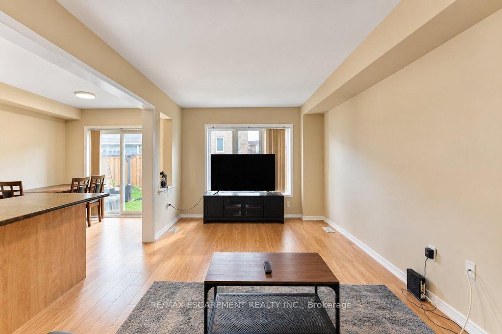 Photo 5 of 173 Whitwell Way, Hamilton, Binbrook — HOMEH
