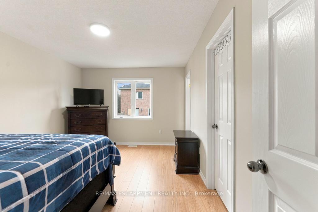 Photo 7 of 173 Whitwell Way, Hamilton, Binbrook — HOMEH