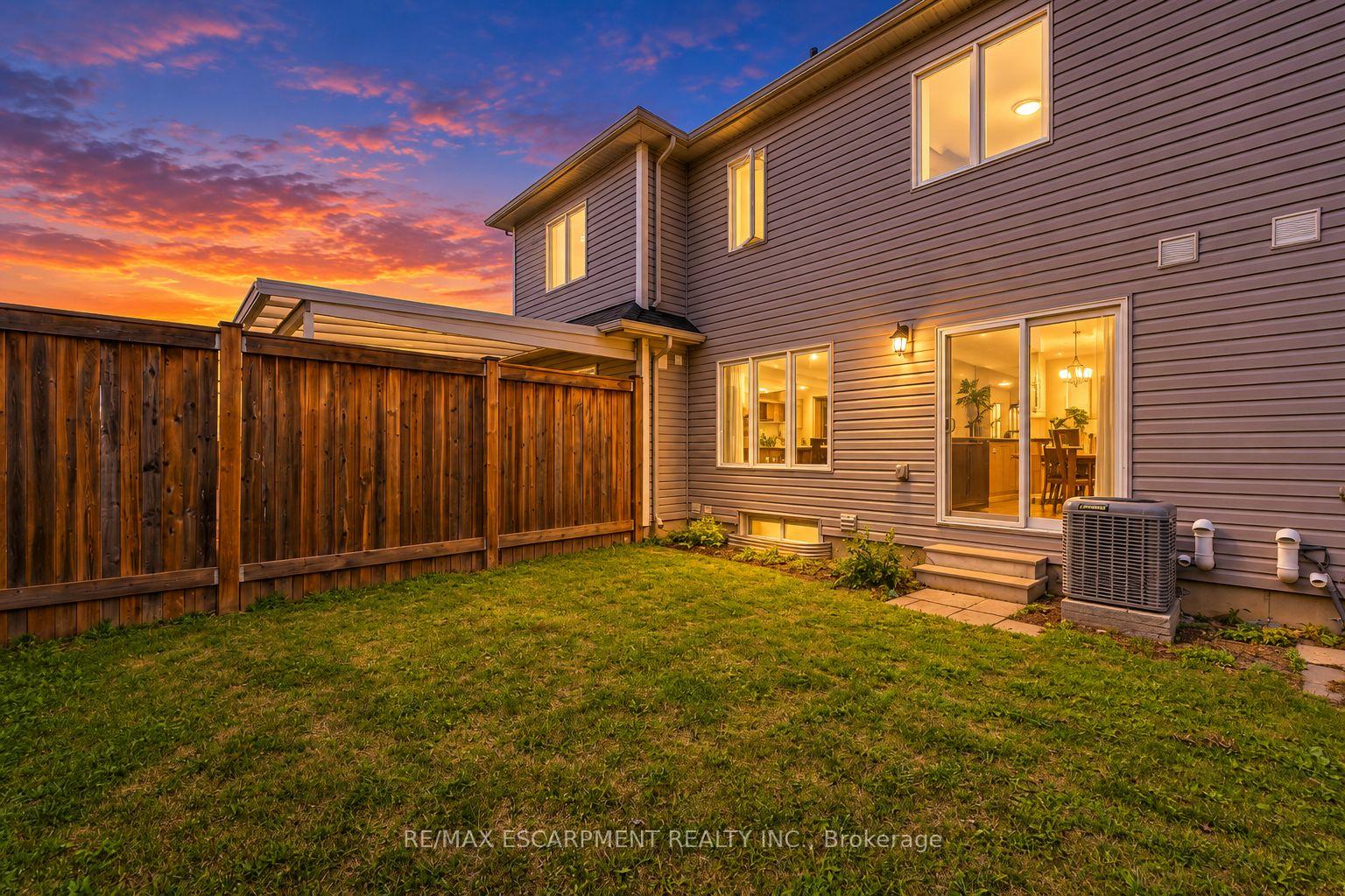 Photo 12 of 173 Whitwell Way, Hamilton, Binbrook — HOMEH