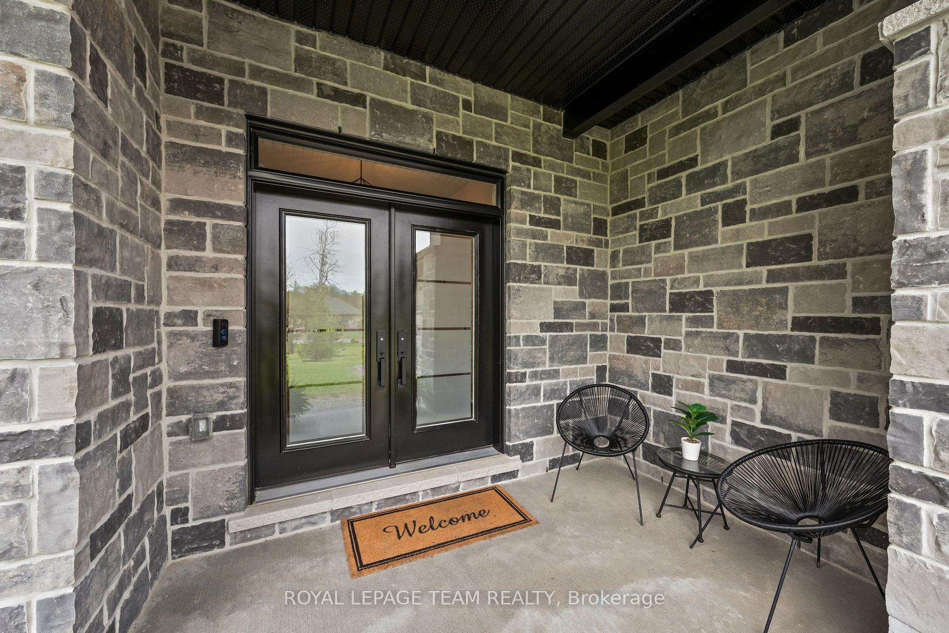 Photo 3 of 176 Country Meadow Drive, Ottawa, Huntley Ward (North West) — HOMEH