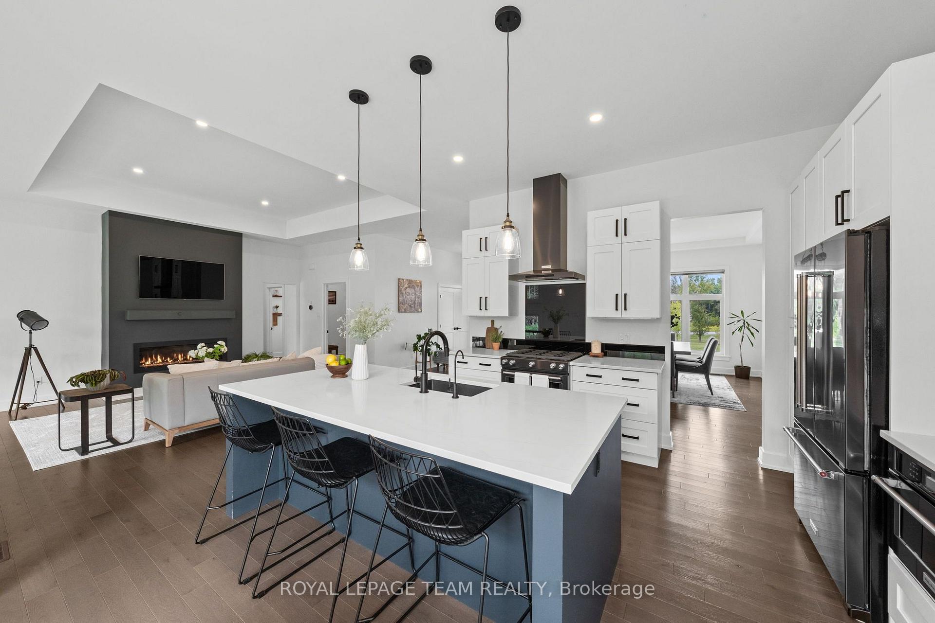 Photo 13 of 176 Country Meadow Drive, Ottawa, Huntley Ward (North West) — HOMEH